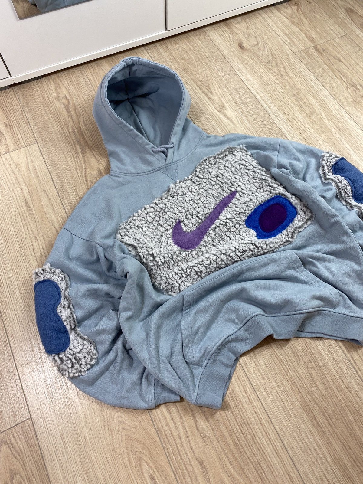 Nike × Vintage Vintage Nike Custom UFO Center Swoosh Oversize Hoodie Y2K UK Size US L / EU 52-54 / 3 - 4 Thumbnail
