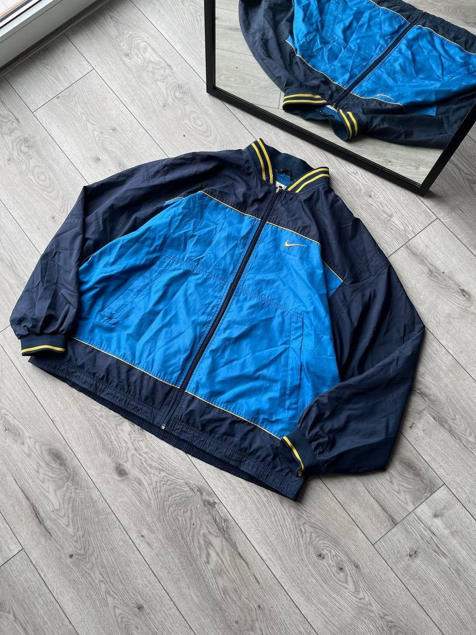 Nike Vintage Nike Swoosh Nylon Zip-up Jacket Y2K XL Size US XL / EU 56 / 4 - 3 Thumbnail