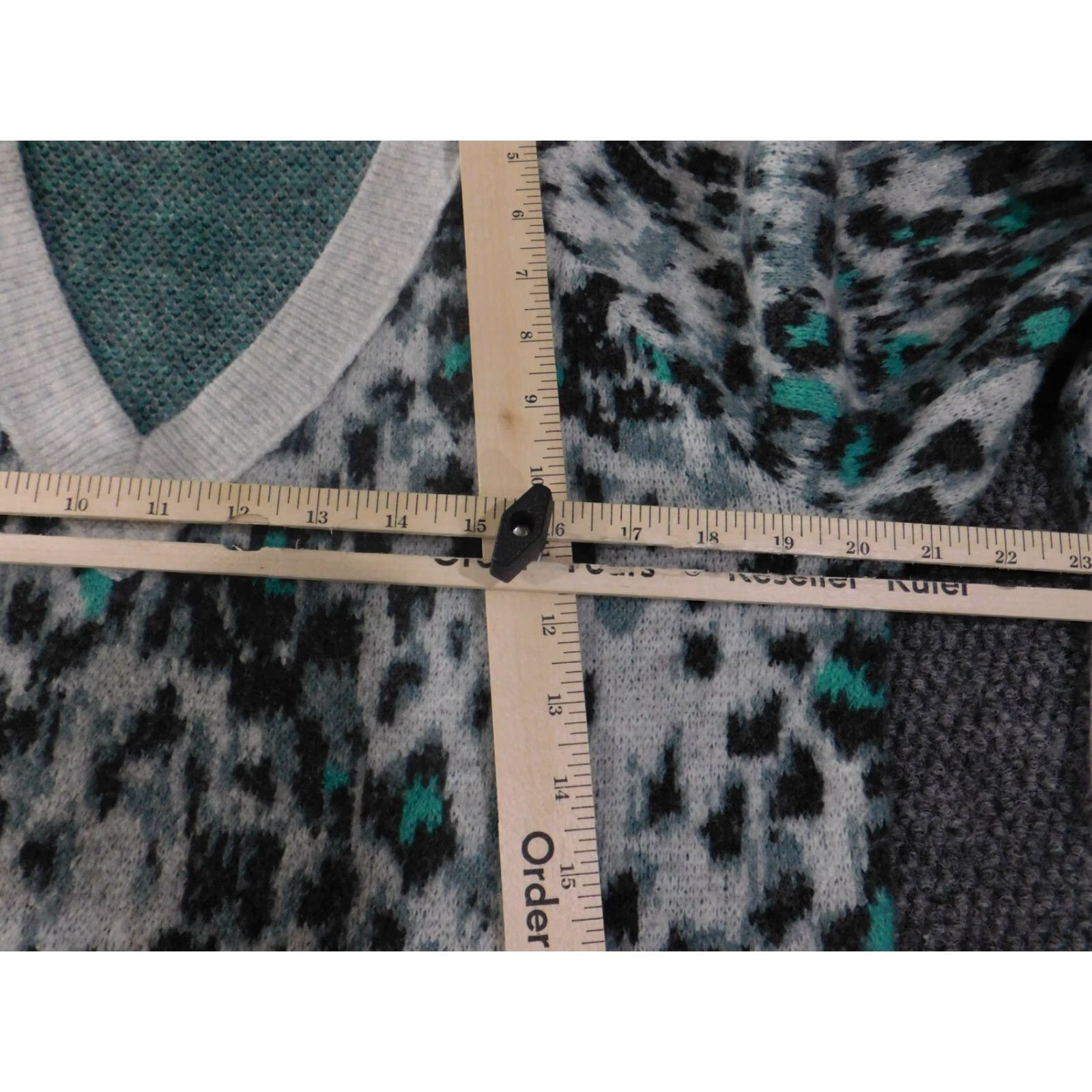 Loft LOFT Sweater Pullover Knit Geometric V-Neck Wool Acrylic Womens M Green Size M / US 6-8 / IT 42-44 - 6 Thumbnail