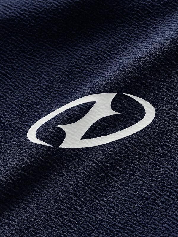 Japanese Brand Navy Minimalist Look T-Shirt Size US M / EU 48-50 / 2 - 6 Thumbnail