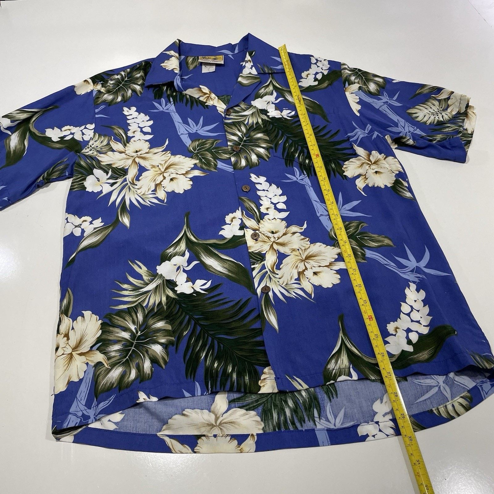 Fashion Nova Winnie Fashion Hawaiian Button Men's Shirt Blue White Floral Size US M / EU 48-50 / 2 - 4 Thumbnail