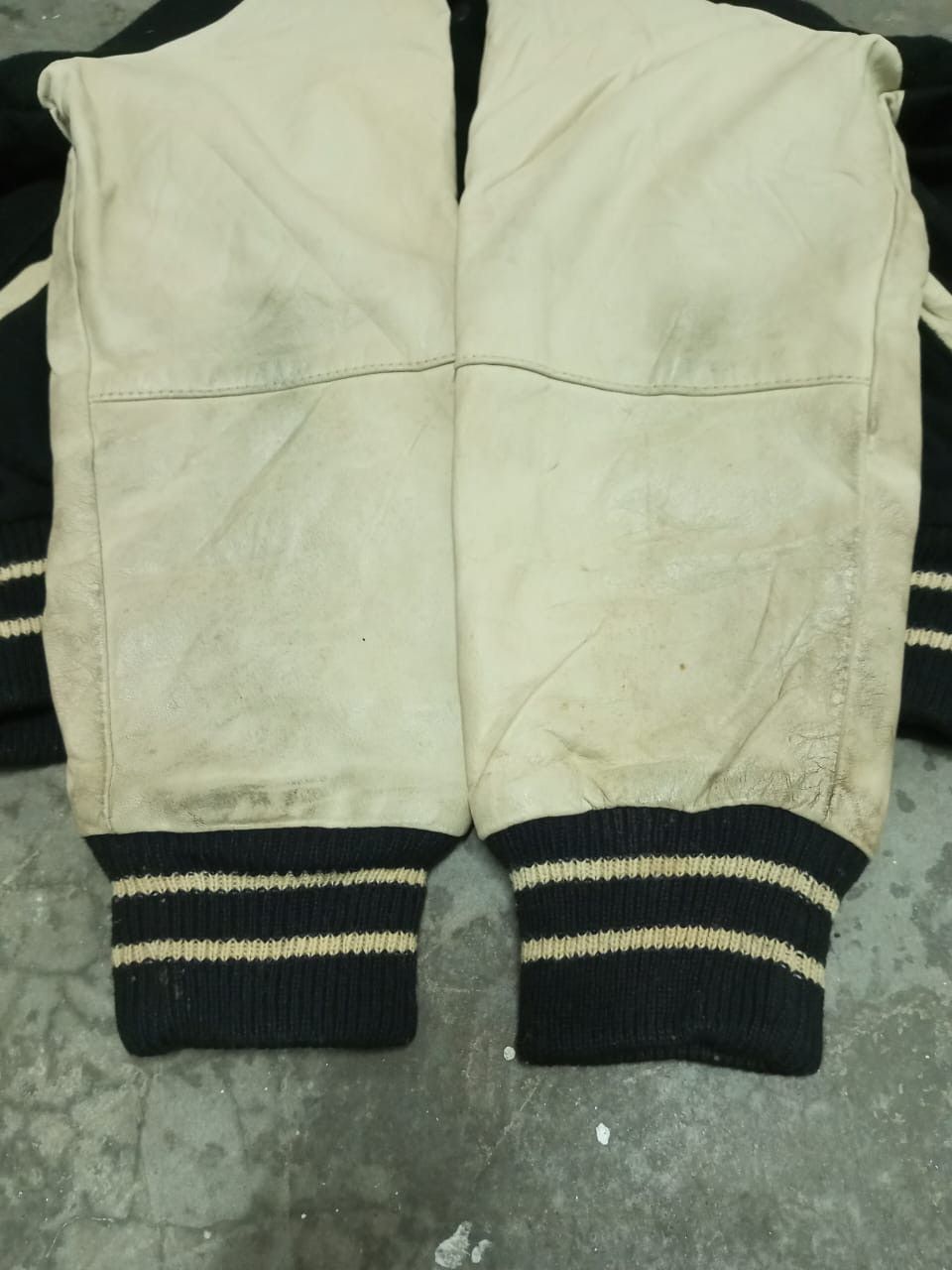 Vintage A01 A Touch of Glory Wool + Sleeve Leather Varsity Jacket Size US L / EU 52-54 / 3 - 14 Thumbnail