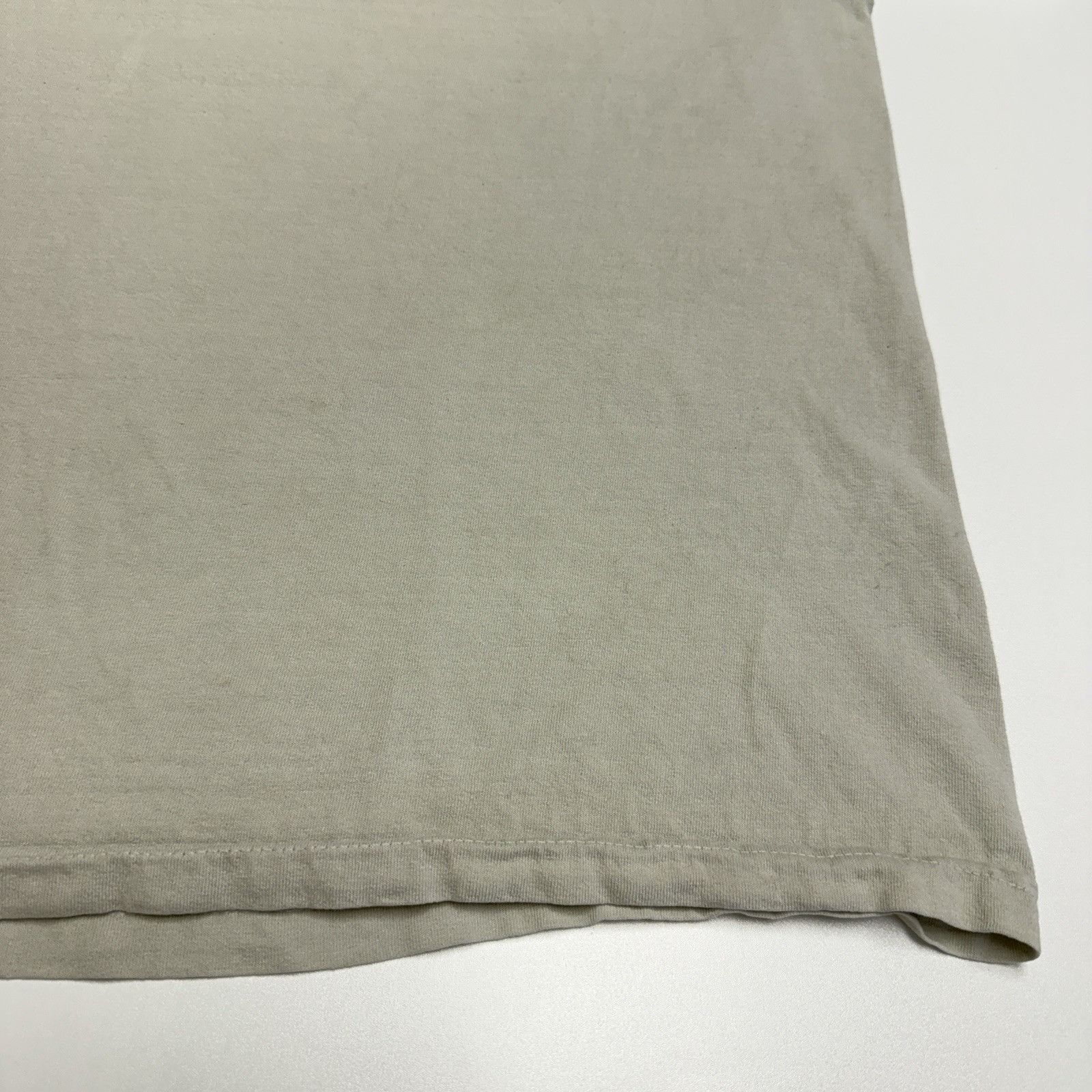 Other Vegas Drift Logo Graphic T Shirt Mens XL Light Greige Racing Size US XL / EU 56 / 4 - 7 Thumbnail