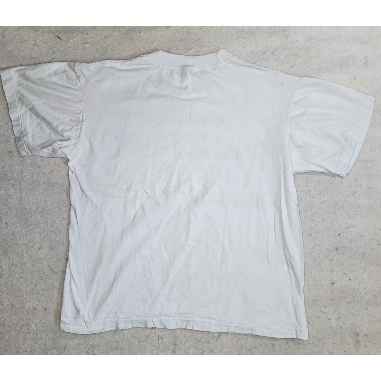 Vintage VINTAGE 80's Bangkok Graphic Single Stitch Short Sleeve T-Shirt Adult Size Small Mens White 80s Theme Graphic Size US S / EU 44-46 / 1 - 5 Thumbnail