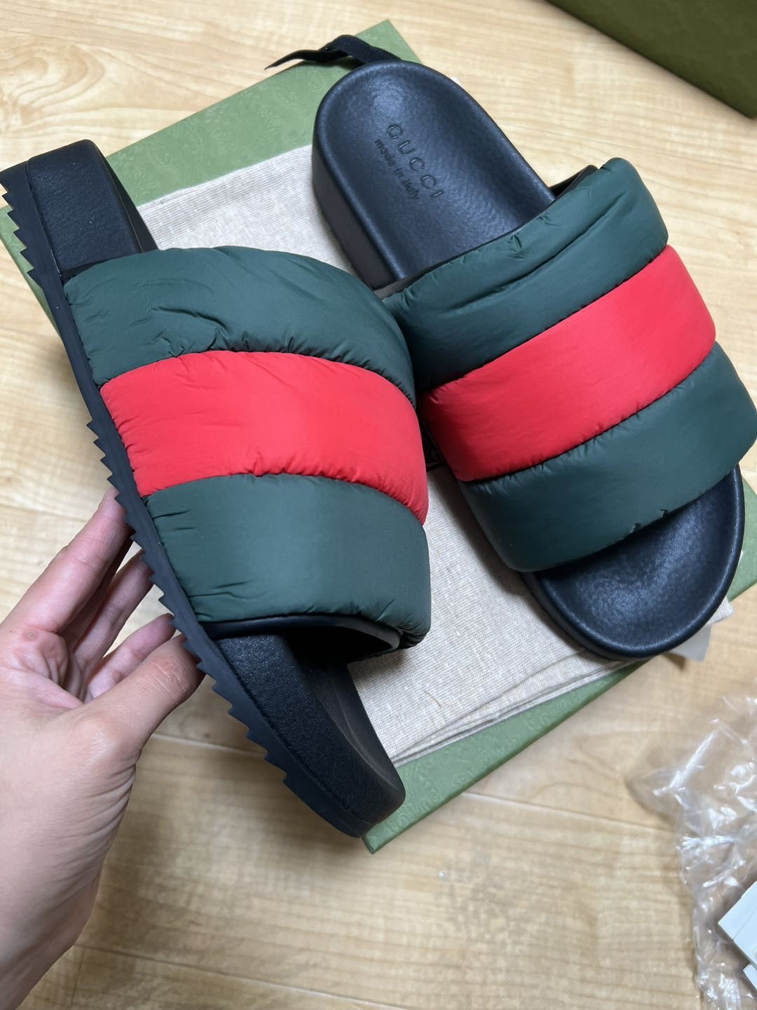 Gucci MEN Gucci Padded Web Slide 'Green Red' Size US 12.5 / EU 45-46 - 5 Thumbnail