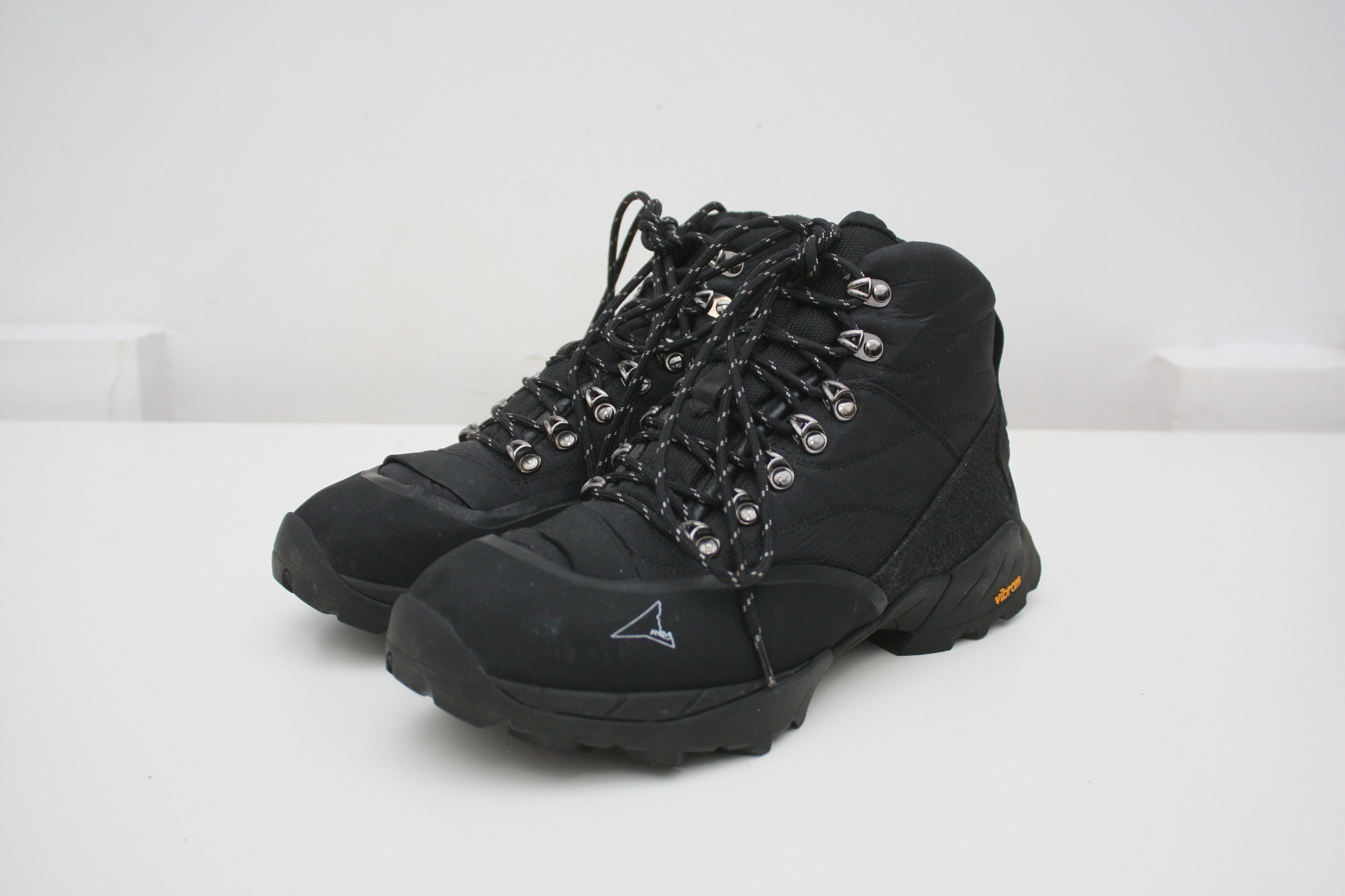 Alyx × ROA Alyx X Roa Andreas Hiking Boot Size 42 (US 9) | Grailed