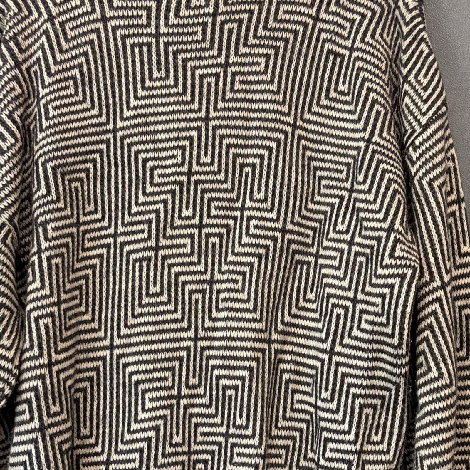 Other Vintage TJW by Mervyn’s Geometric Maze Pattern Knit Sweater Size US M / EU 48-50 / 2 - 6 Thumbnail