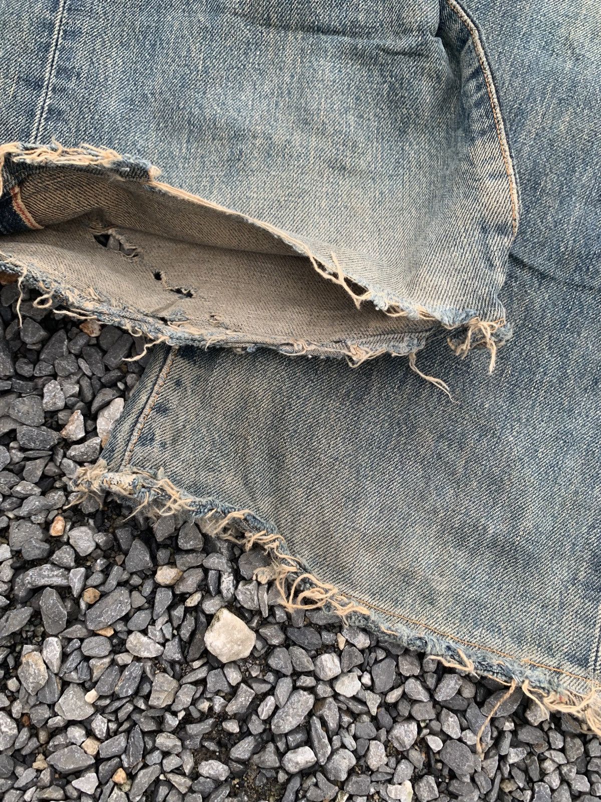 Edwin VINTAGE EDWIN 505 SELVEDGE BAGGY RUSTY DISTRESSED DENIM Size US 28 / EU 44 - 23 Thumbnail