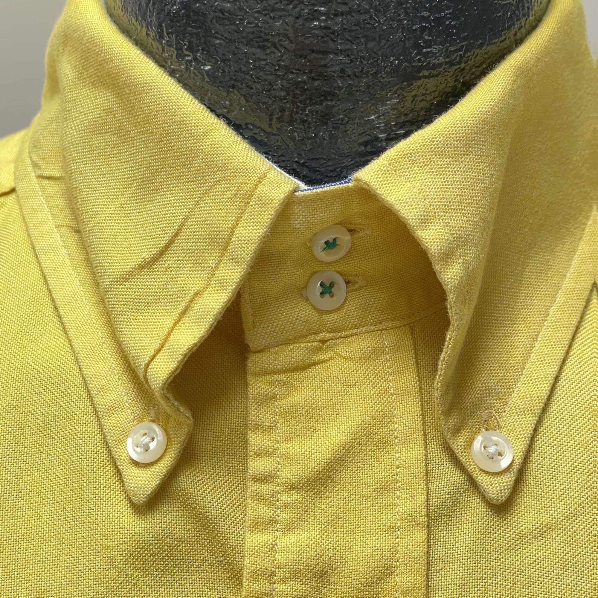 Tommy Hilfiger Vtg Tommy Hilfiger SOLID YELLOW Oxford Flag Streetwear Shirt Size US L / EU 52-54 / 3 - 4 Thumbnail