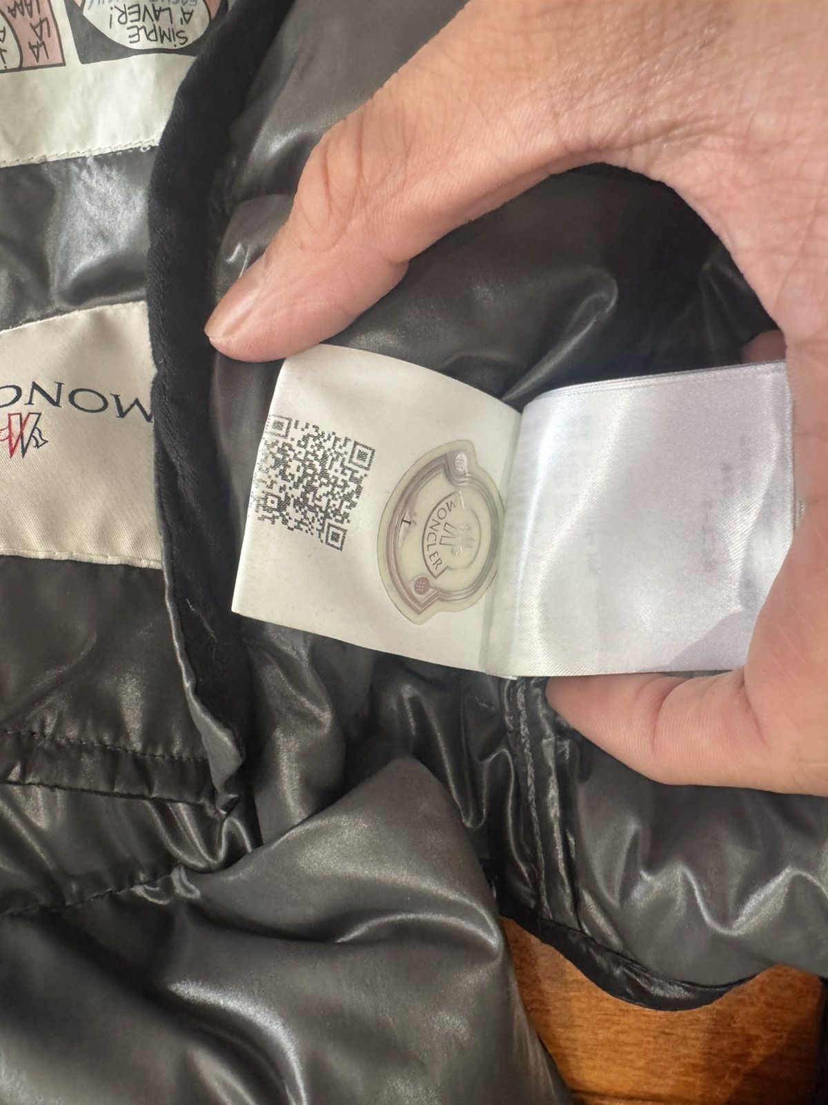 Moncler Moncler maya vest Size US L / EU 52-54 / 3 - 7 Thumbnail