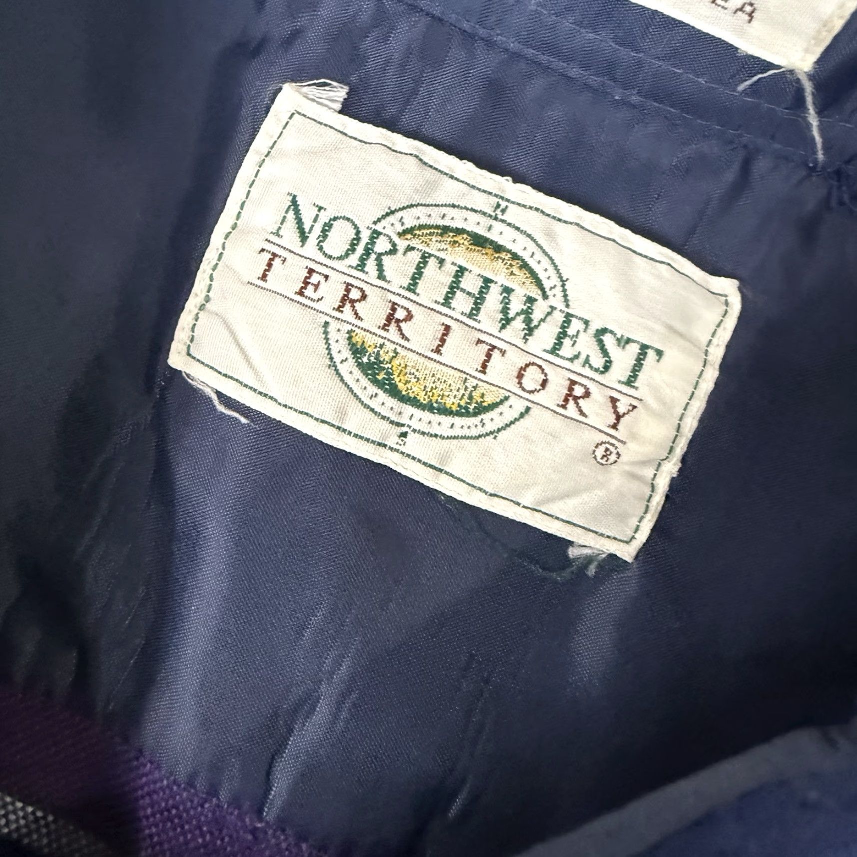 Vintage VINTAGE Northwest Territory Shirt Mens 3XL Purple Plaid Outdoor Flannel Button Up Size US XXL / EU 58 / 5 - 3 Thumbnail