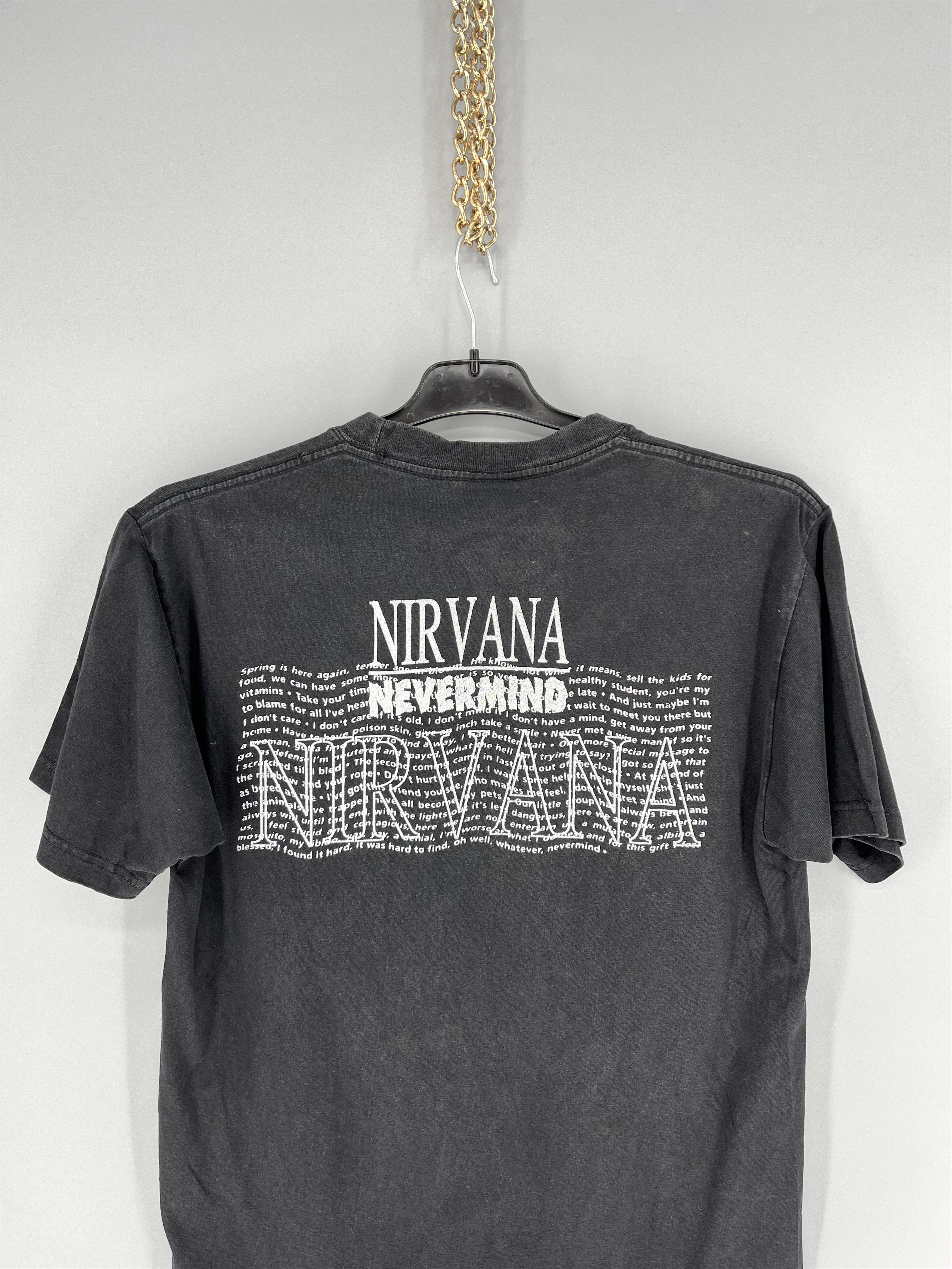 Band Tees Vintage Nirvana NEVERMIND Bootleg Band Shirt Size US M / EU 48-50 / 2 - 12 Thumbnail