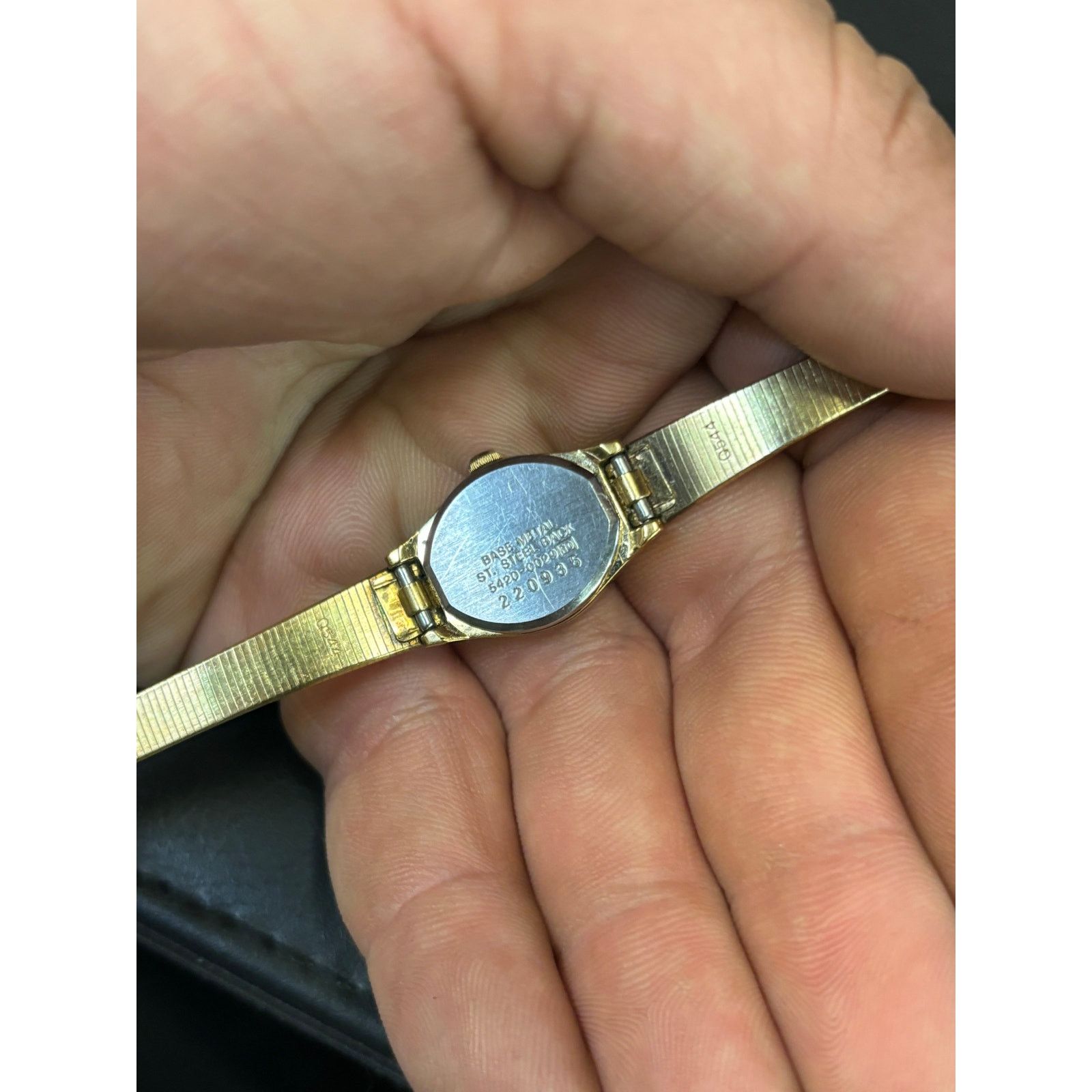 Seiko Vintage Seiko 5420-0029 Gold Tone Women’s Watch! Size ONE SIZE - 5 Thumbnail