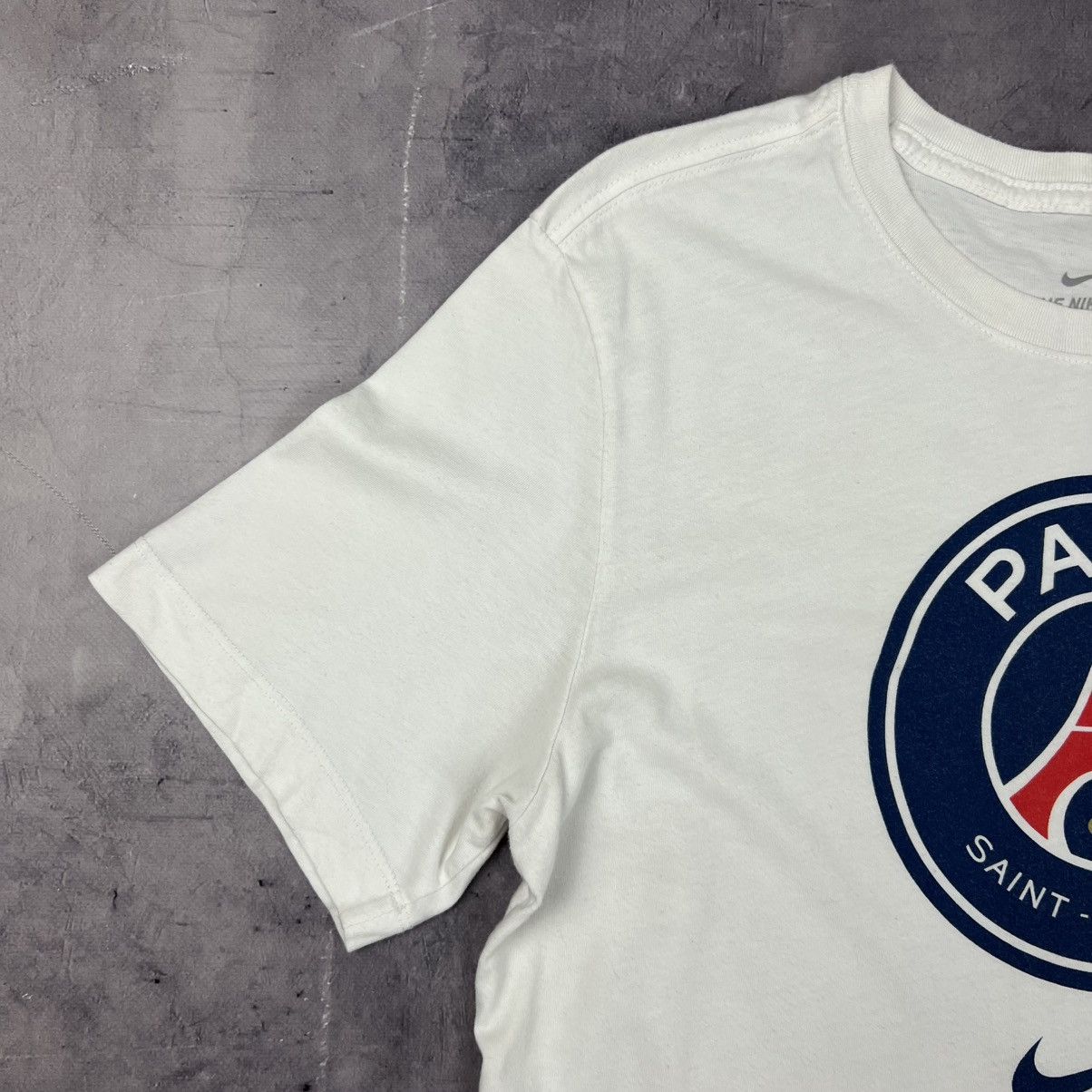 Nike Rare! Paris Saint Germain Nike PSG Big Logo Soccer Tee Size US M / EU 48-50 / 2 - 2 Thumbnail