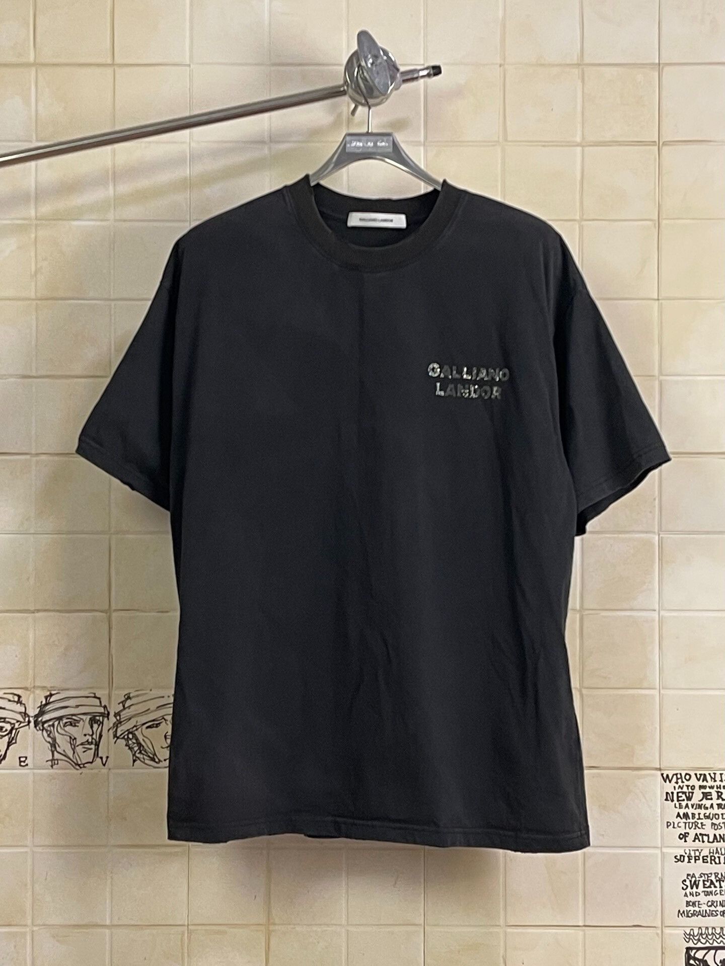 Vintage GALLIANO LANDOR Black Short Sleeve T-Shirt Size US M / EU 48-50 / 2 - 1 Thumbnail