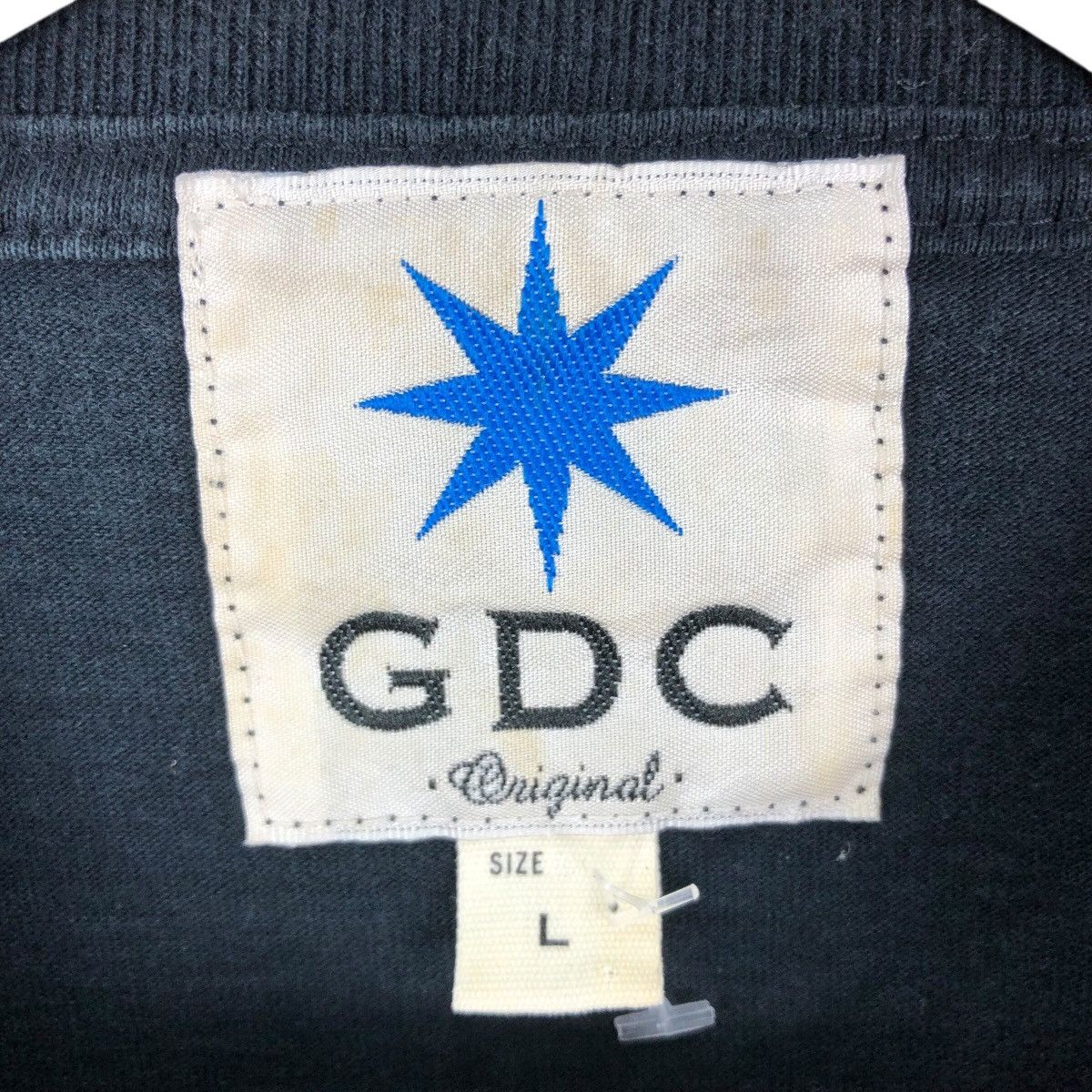 Japanese Brand Japanese Brand GDC ORIGINAL TOKYO Floral Logo Faded T-Shirt Size US L / EU 52-54 / 3 - 6 Thumbnail