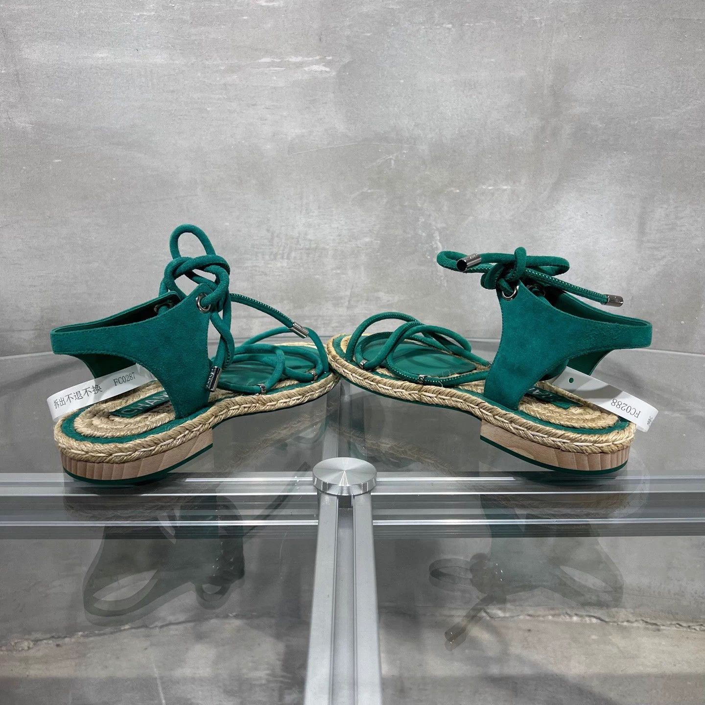 Chanel Chanel Green Straw Sandals 37 New with Box Size US 6 / IT 36 - 5 Thumbnail