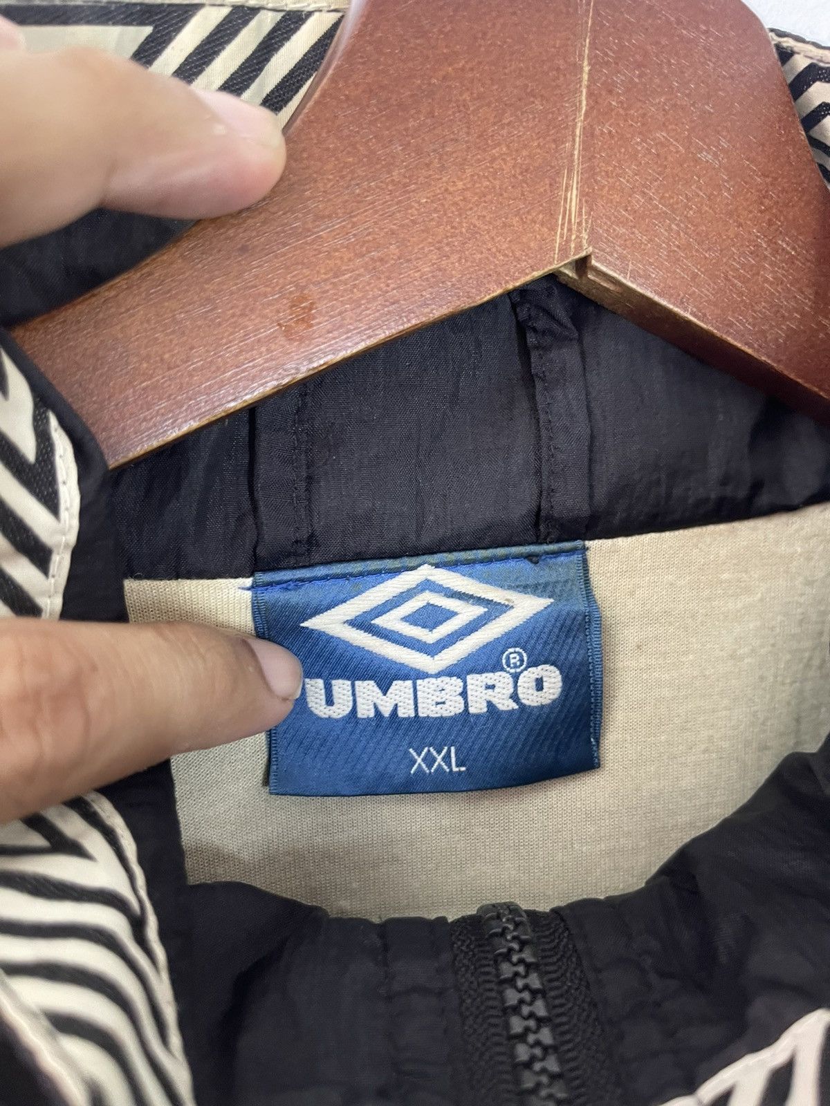 Umbro VINTAGE UMBRO WINDBREAKER OUTDOOR Size US XXL / EU 58 / 5 - 4 Thumbnail