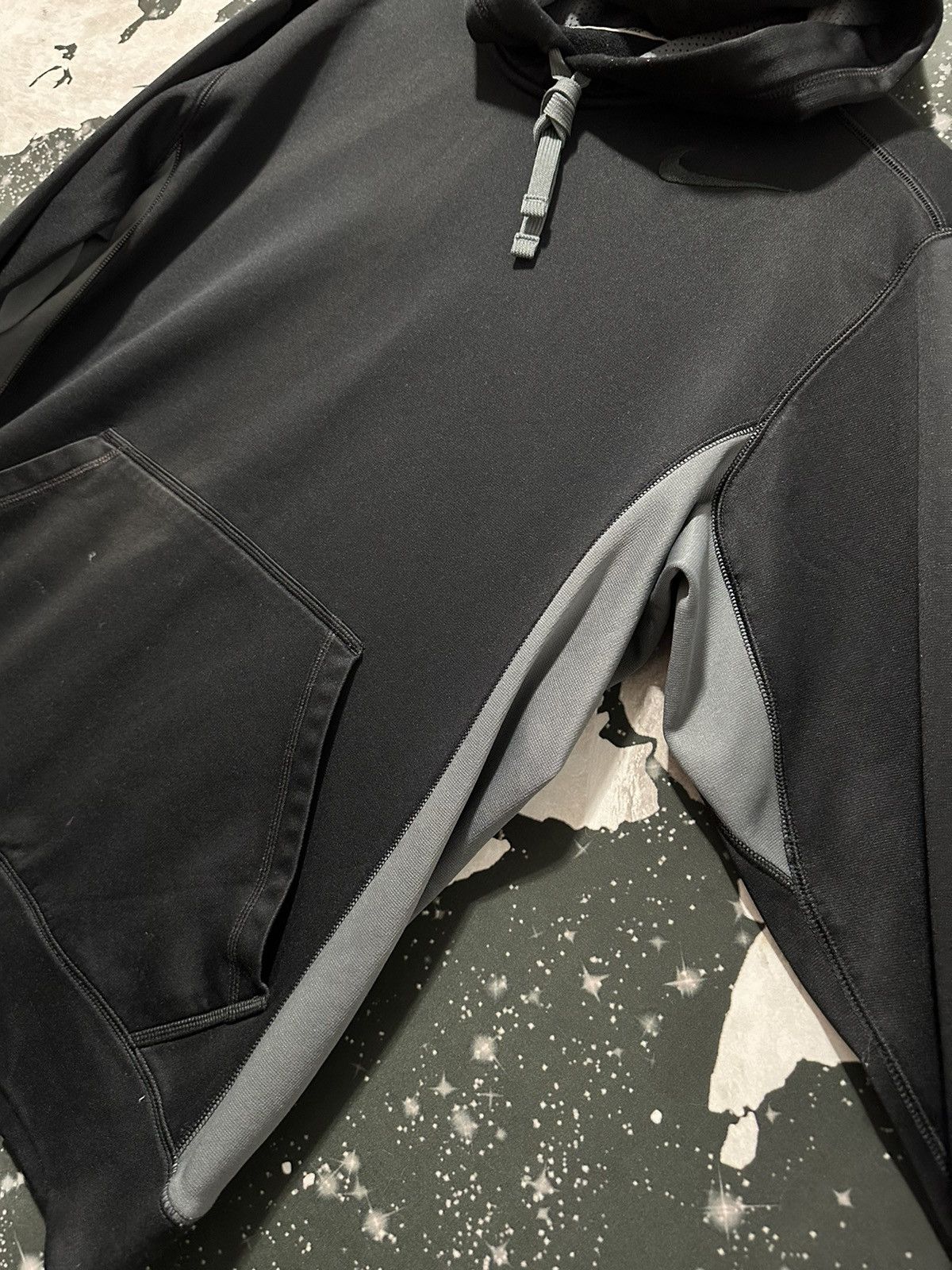 Nike Nike Dri-Fit hoodie Size US L / EU 52-54 / 3 - 3 Thumbnail