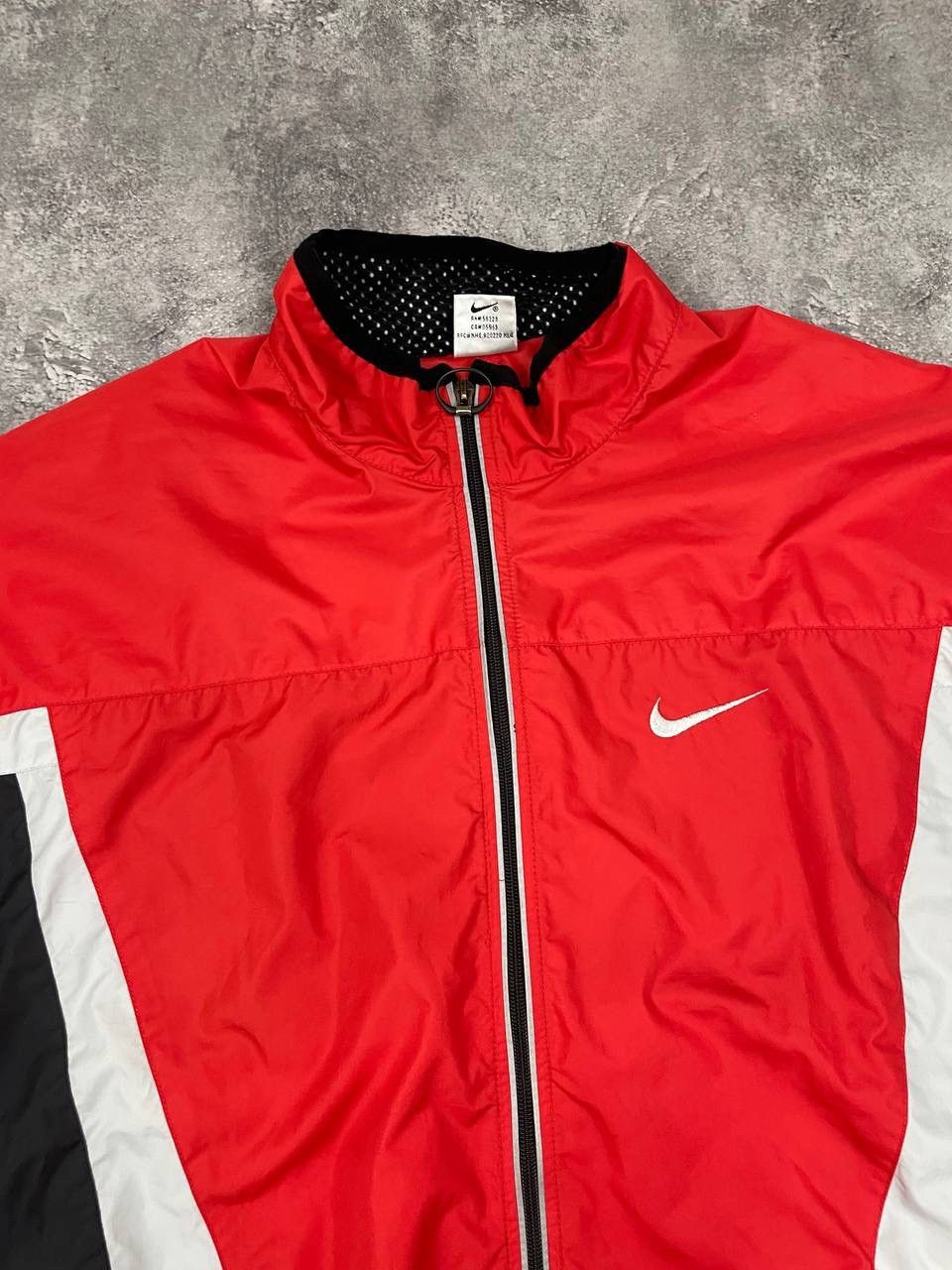 Nike Nike Mens Vintage Windbreaker Jacket Red Black Size L Size US L / EU 52-54 / 3 - 2 Thumbnail
