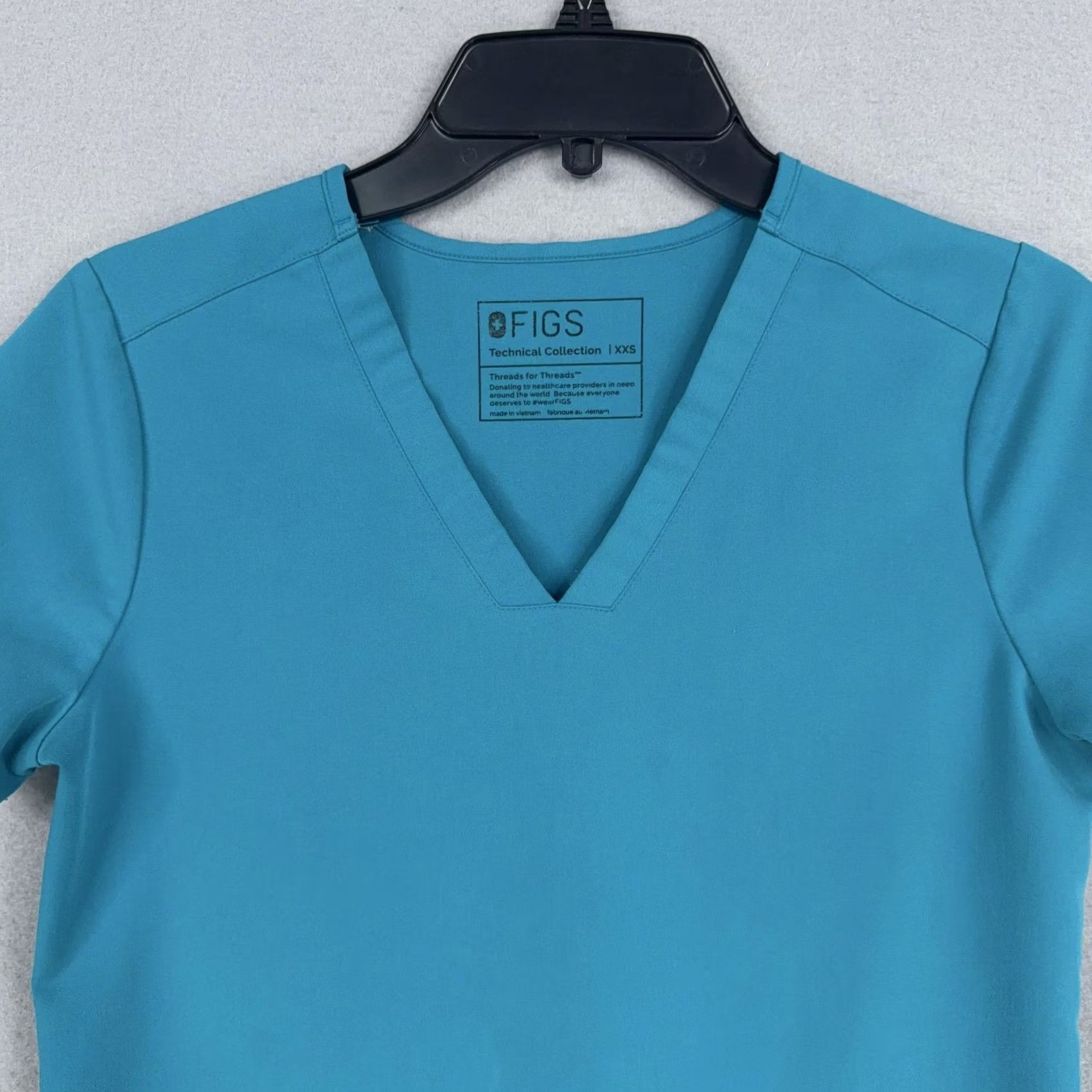 Vintage FIGS Technical Collection Scrub Top Womens XXS Blue V Neck Pockets Stretch Size XXS / US 00 / IT 34 - 2 Thumbnail