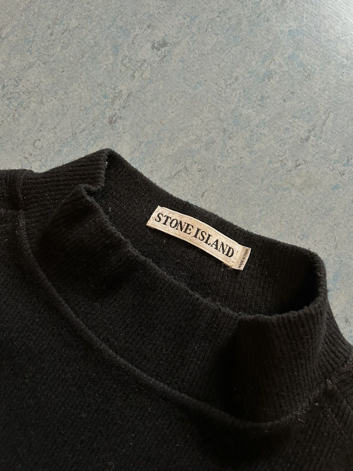 Stone Island STONE ISLAND VINTAGE HIGH NECK SWEATER GREEN BADGE SIZE L Size US L / EU 52-54 / 3 - 2 Thumbnail
