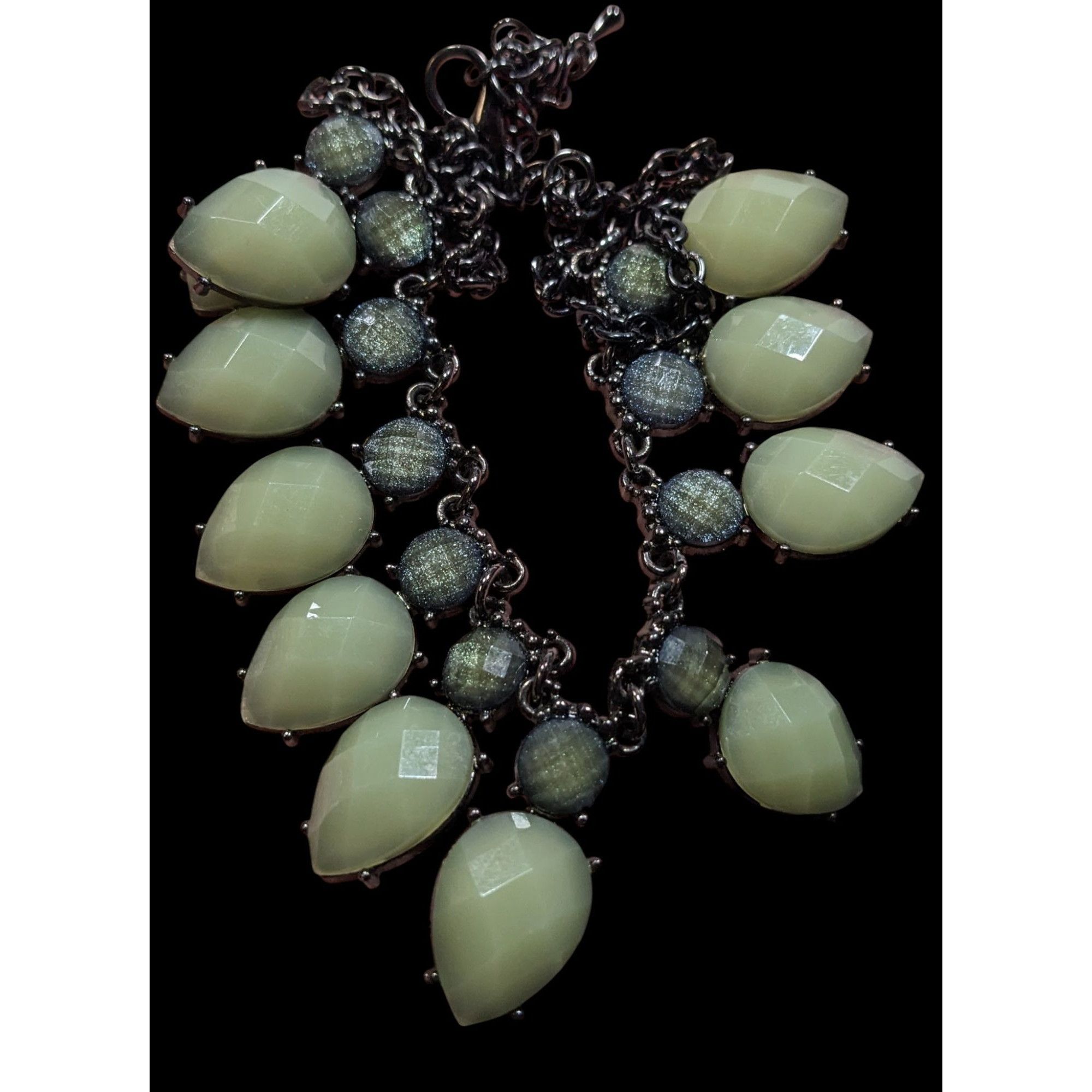 Other Green Teardrop Beaded Statement Necklace With Adjustable Cha Size ONE SIZE - 3 Thumbnail