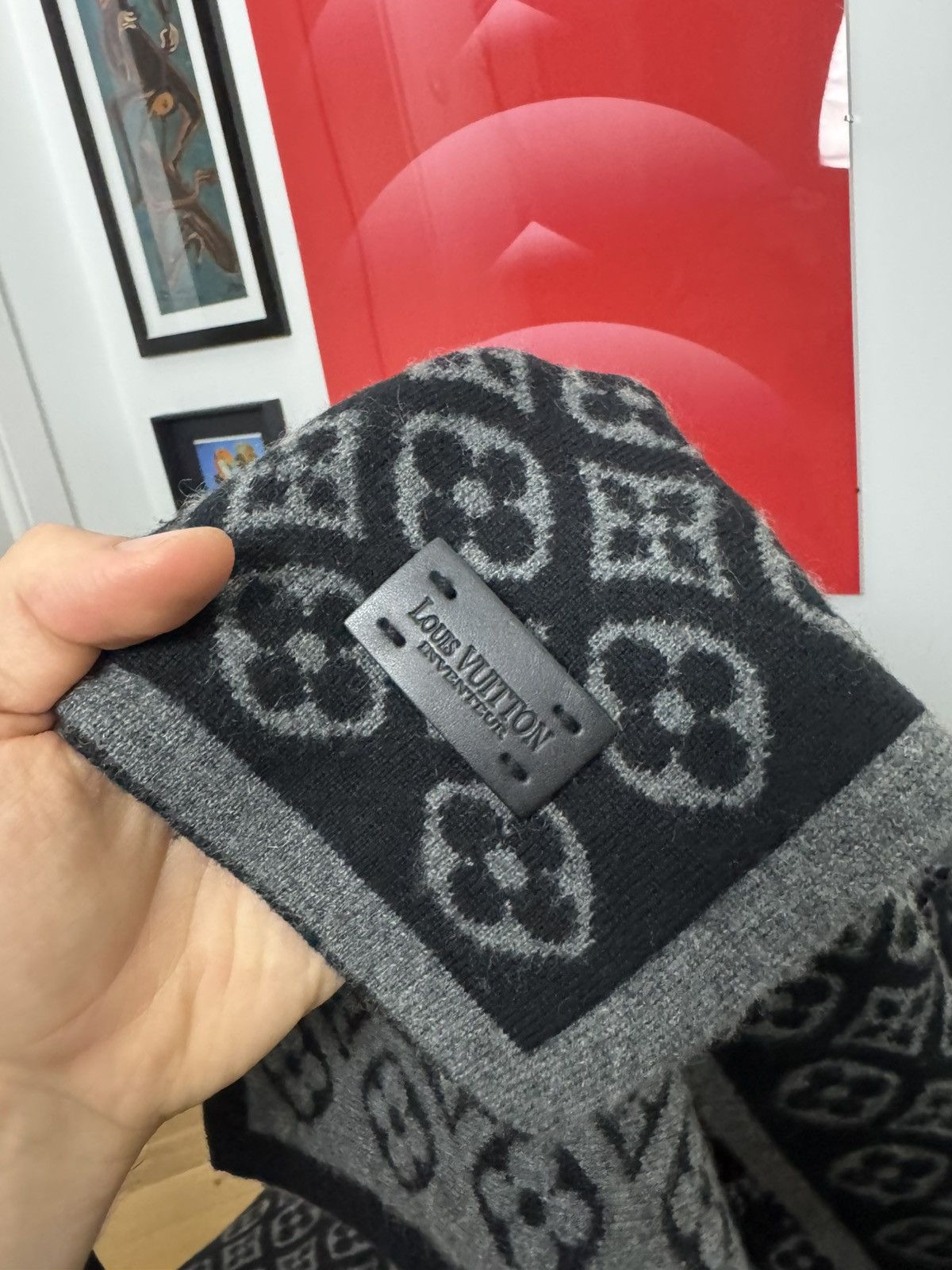 Louis Vuitton Louis Vuitton Monogram Cashmere Designer Luxury Big Scarf Size ONE SIZE - 2 Thumbnail