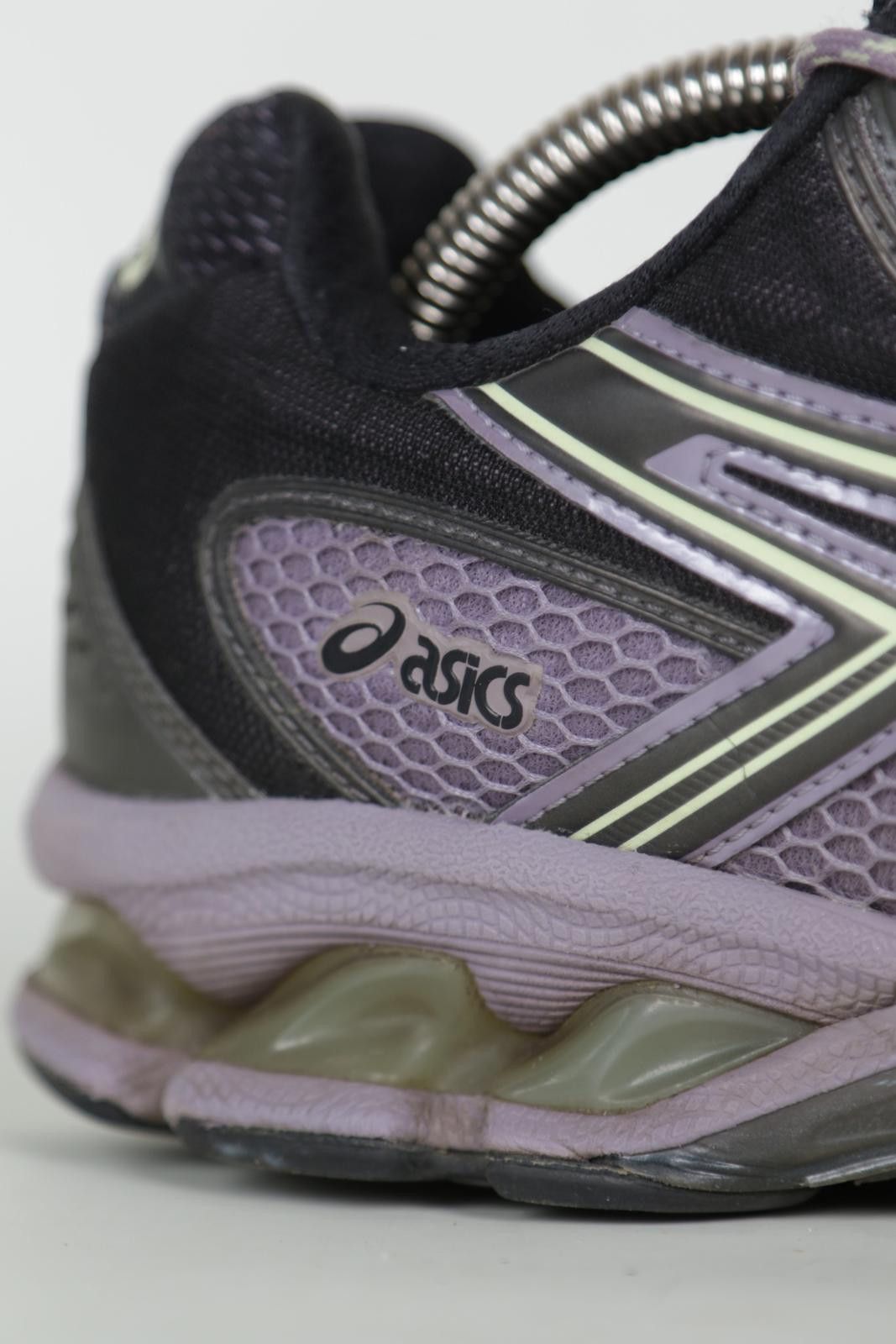 Asics 2024' Asics Gel Nimbus 10.1 Low-Top Sneakers Size US 9 / EU 42 - 7 Thumbnail