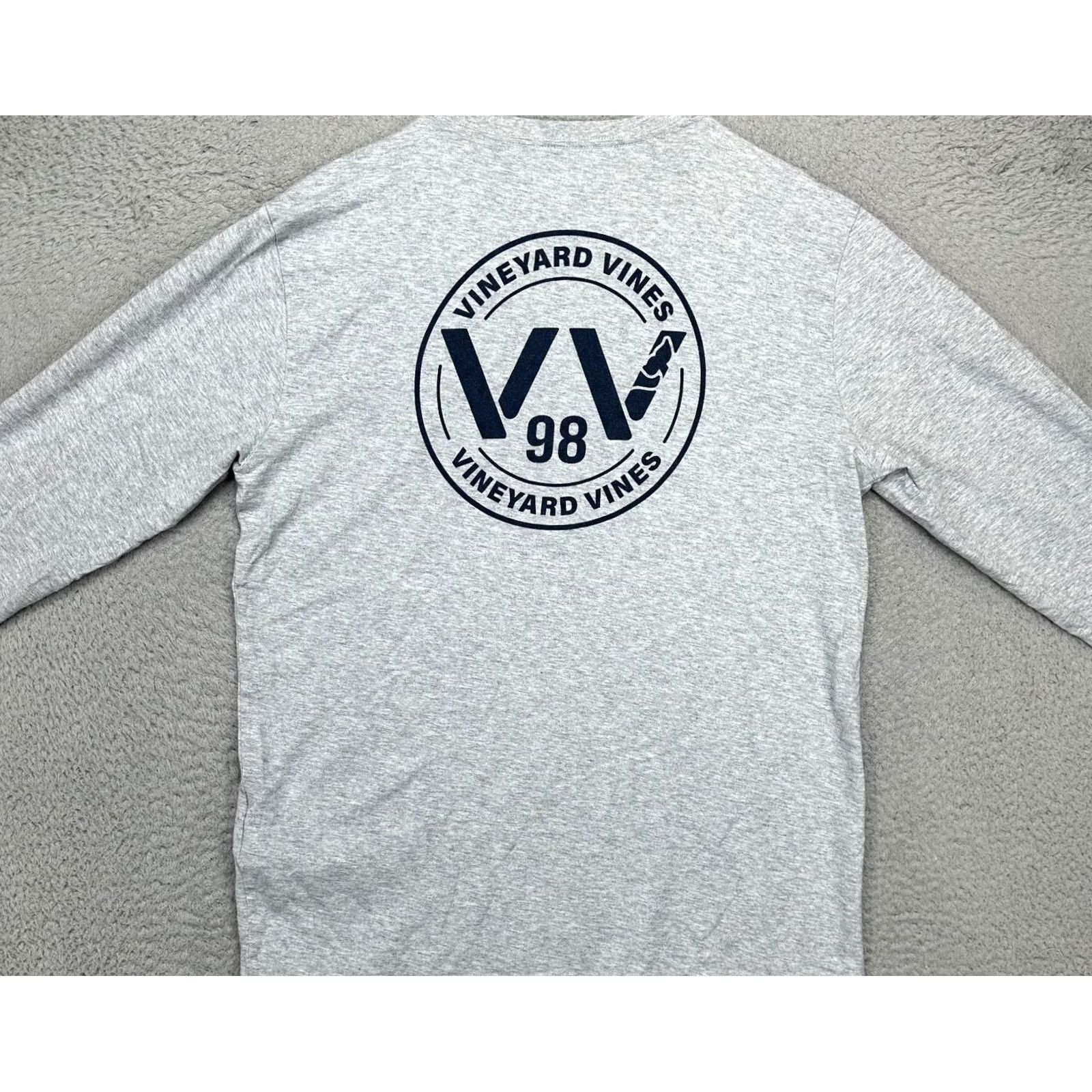 Vineyard Vines Vineyard Vines Sweatshirt Shirt Mens Medium Grey Graphic Print Crew Neck Pullover Size US M / EU 48-50 / 2 - 3 Thumbnail