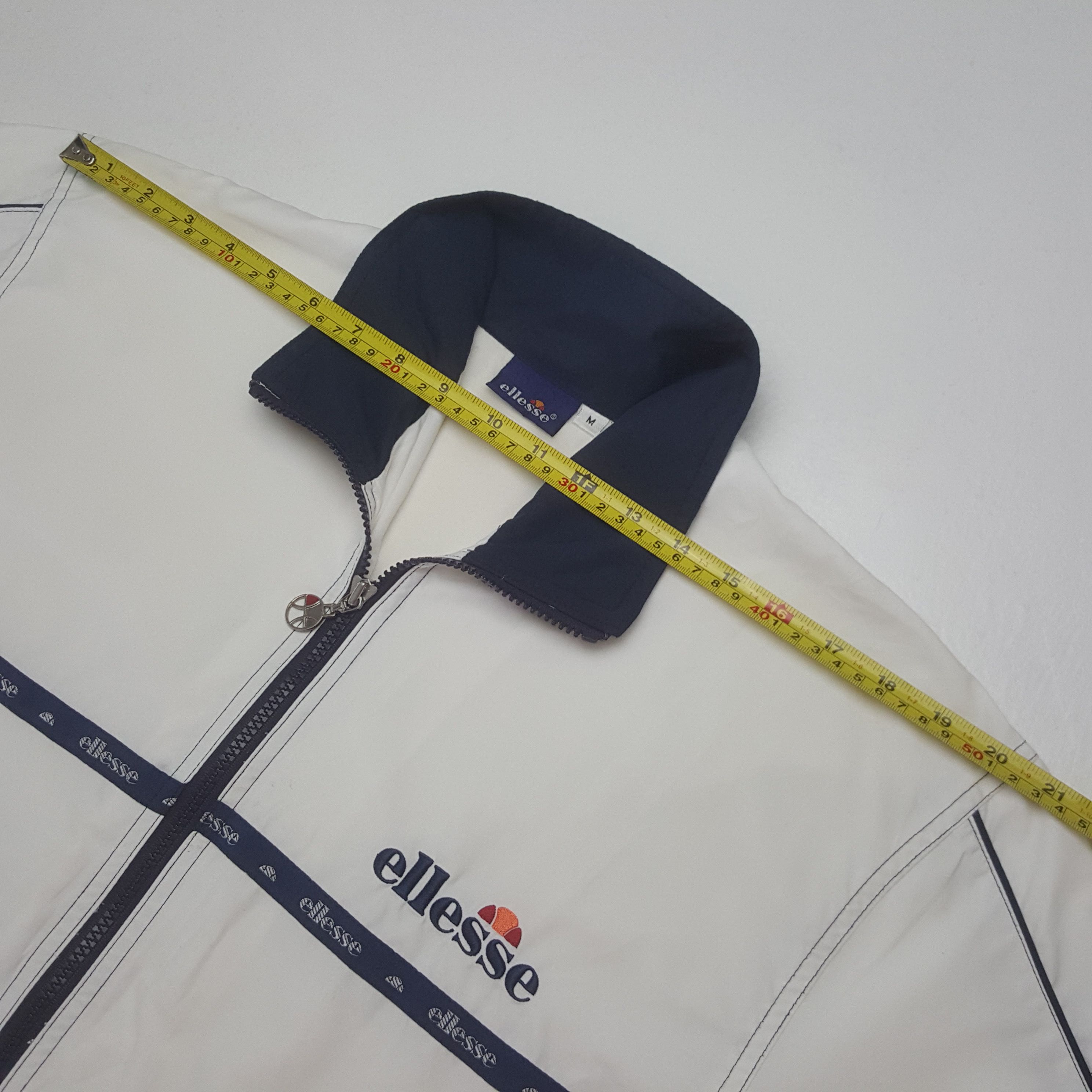 Ellesse Vintage Ellesse Windbreaker Jacket C314N9 Size US M / EU 48-50 / 2 - 6 Thumbnail