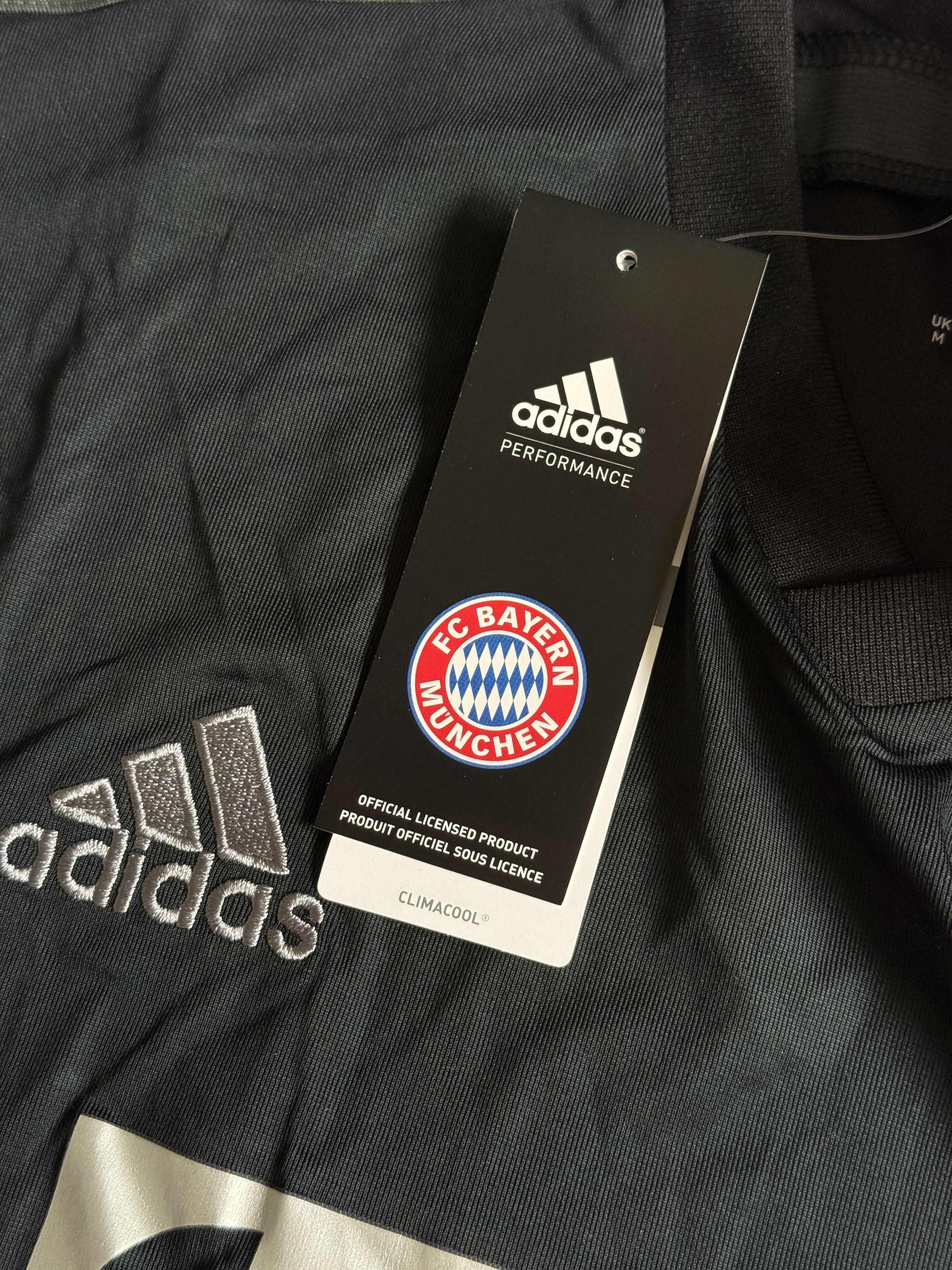 Adidas BAYERN MUNICH 2014 2015 THIRD FOOTBALL SHIRT SOCCER JERSEY M Size US M / EU 48-50 / 2 - 5 Thumbnail