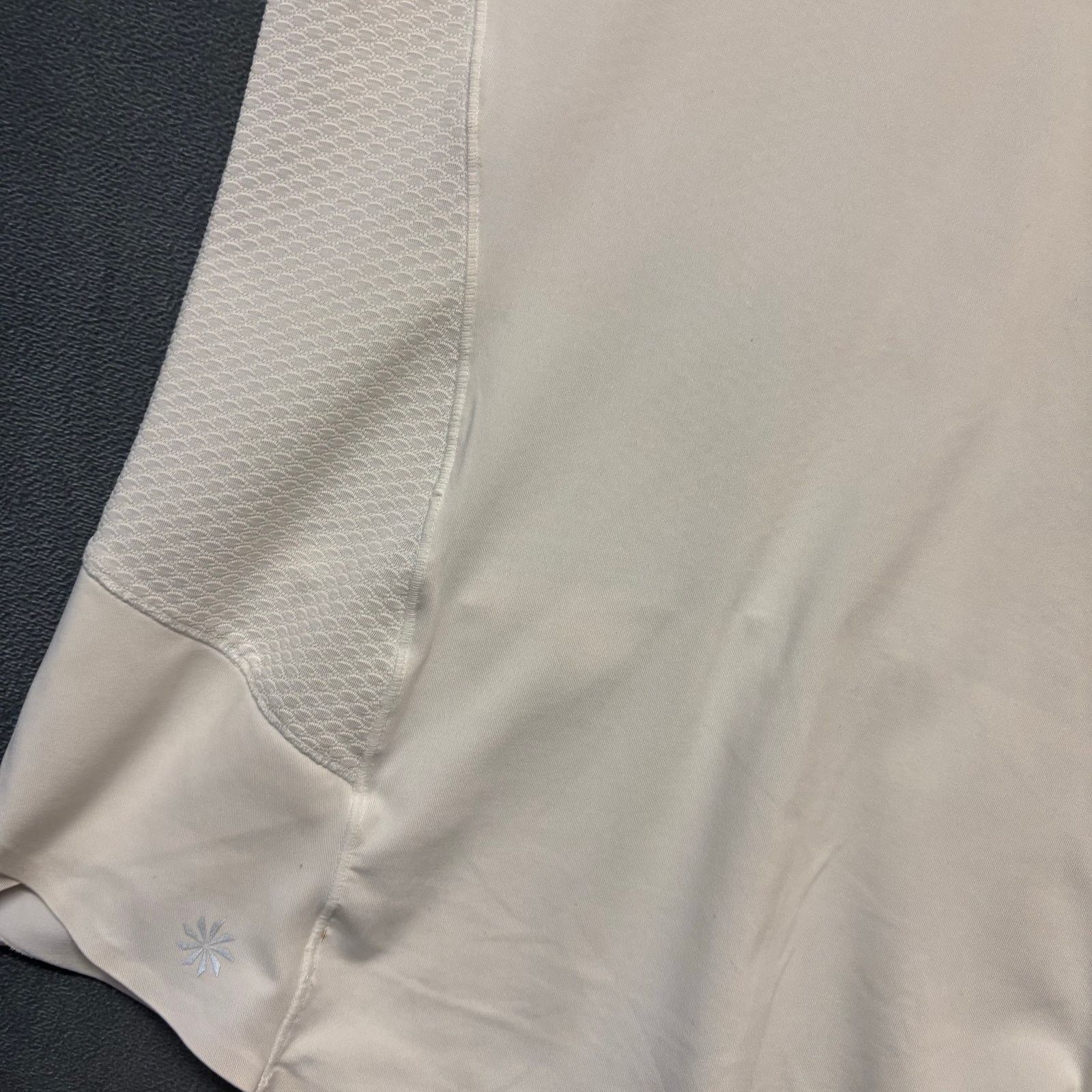 Athleta Athleta White Performance Mesh Running Top Short Sleeve Med Size M / US 6-8 / IT 42-44 - 5 Thumbnail