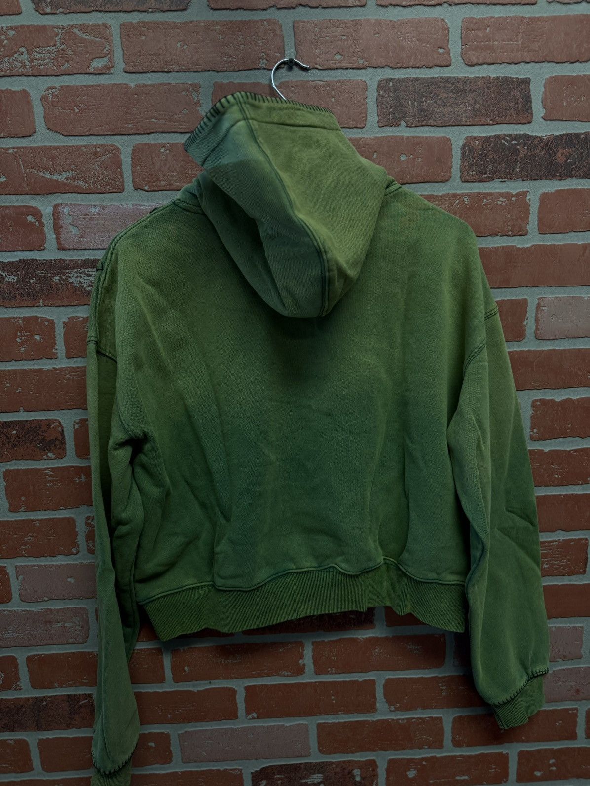 Vale Valley Green Pullover Hoodie Size Small (NEW) Size US S / EU 44-46 / 1 - 5 Thumbnail