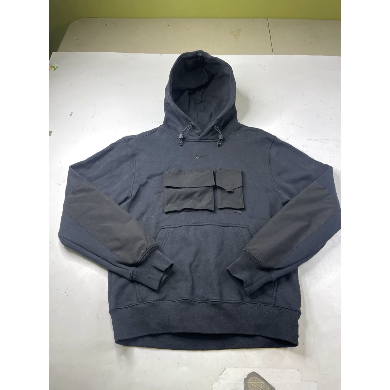 Nike Nike Tech X Nocta Drake Center Swoosh Cargo Pockets Hoodie Men Medium DA3991-010 Size US M / EU 48-50 / 2 - 2 Thumbnail