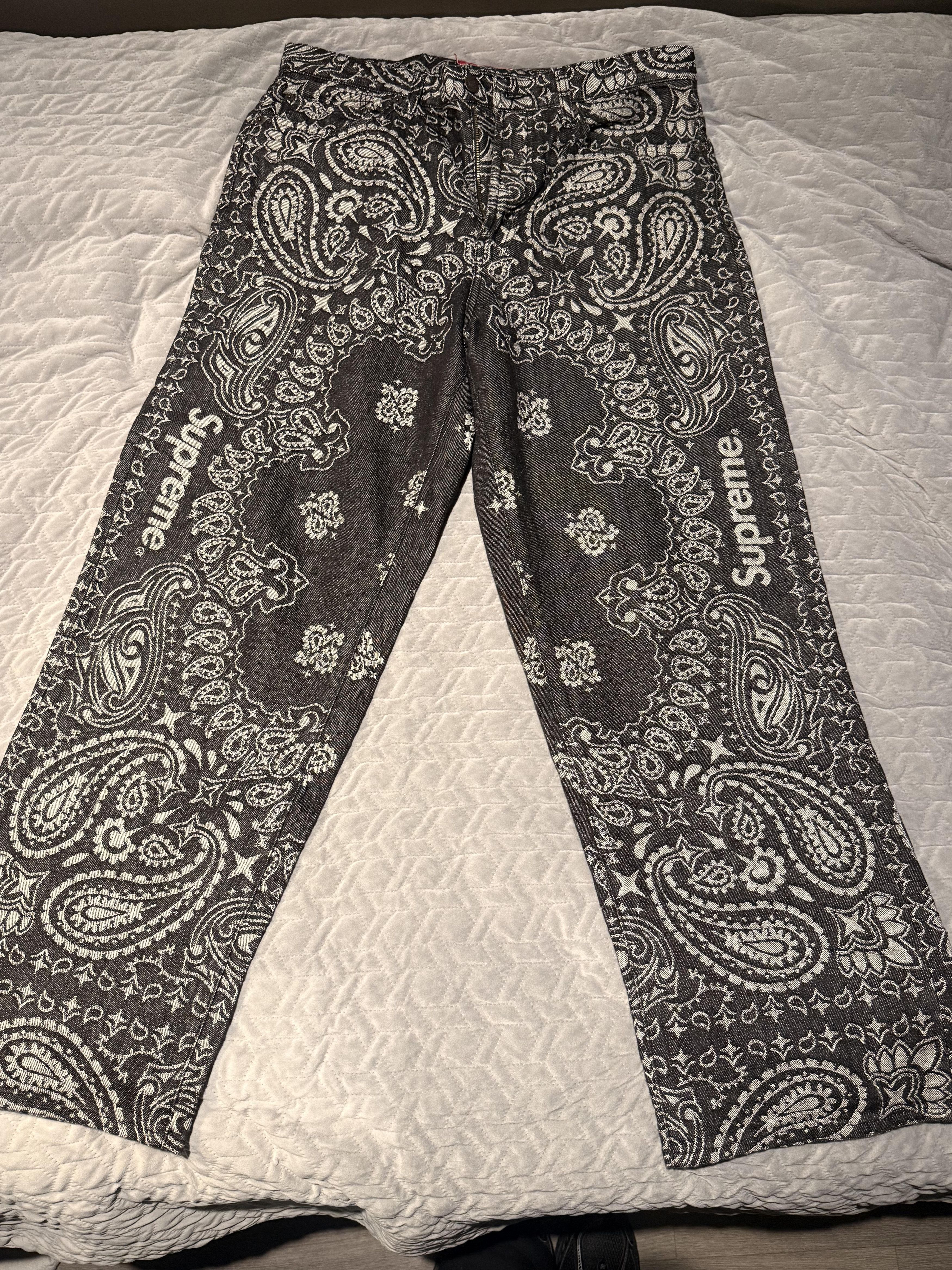 Supreme Supreme Paisley Jacquard Jeans Black Grey Size US 32 / EU 48 - 1 Thumbnail