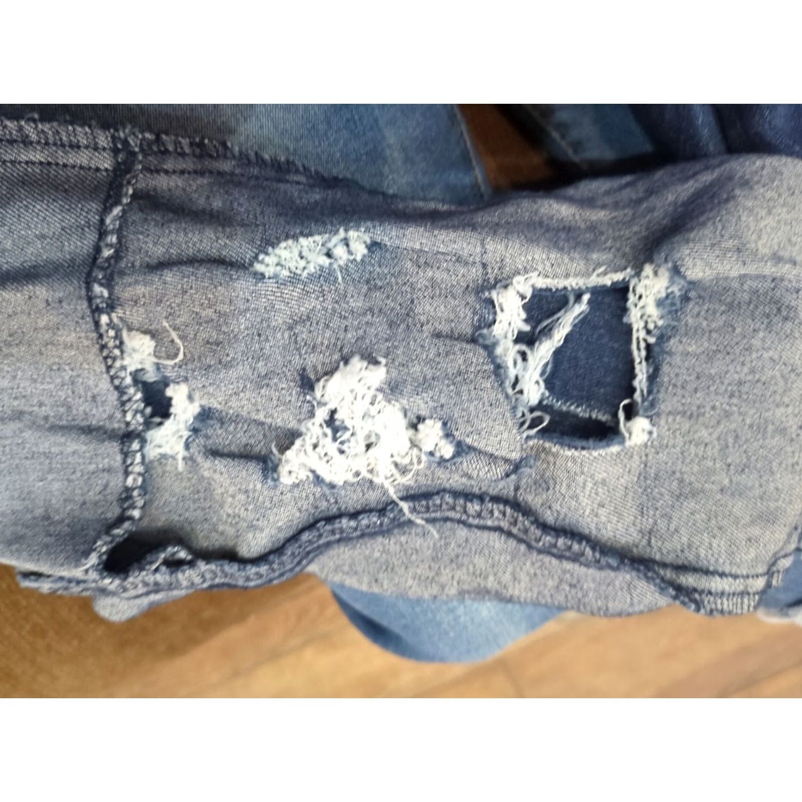 Vintage AQ Women’s Jeans Distressed Regular 5-Pocket Denim Blue Size 16 (Size 18 originally) Size 38" / US 16 / IT 52 - 6 Thumbnail