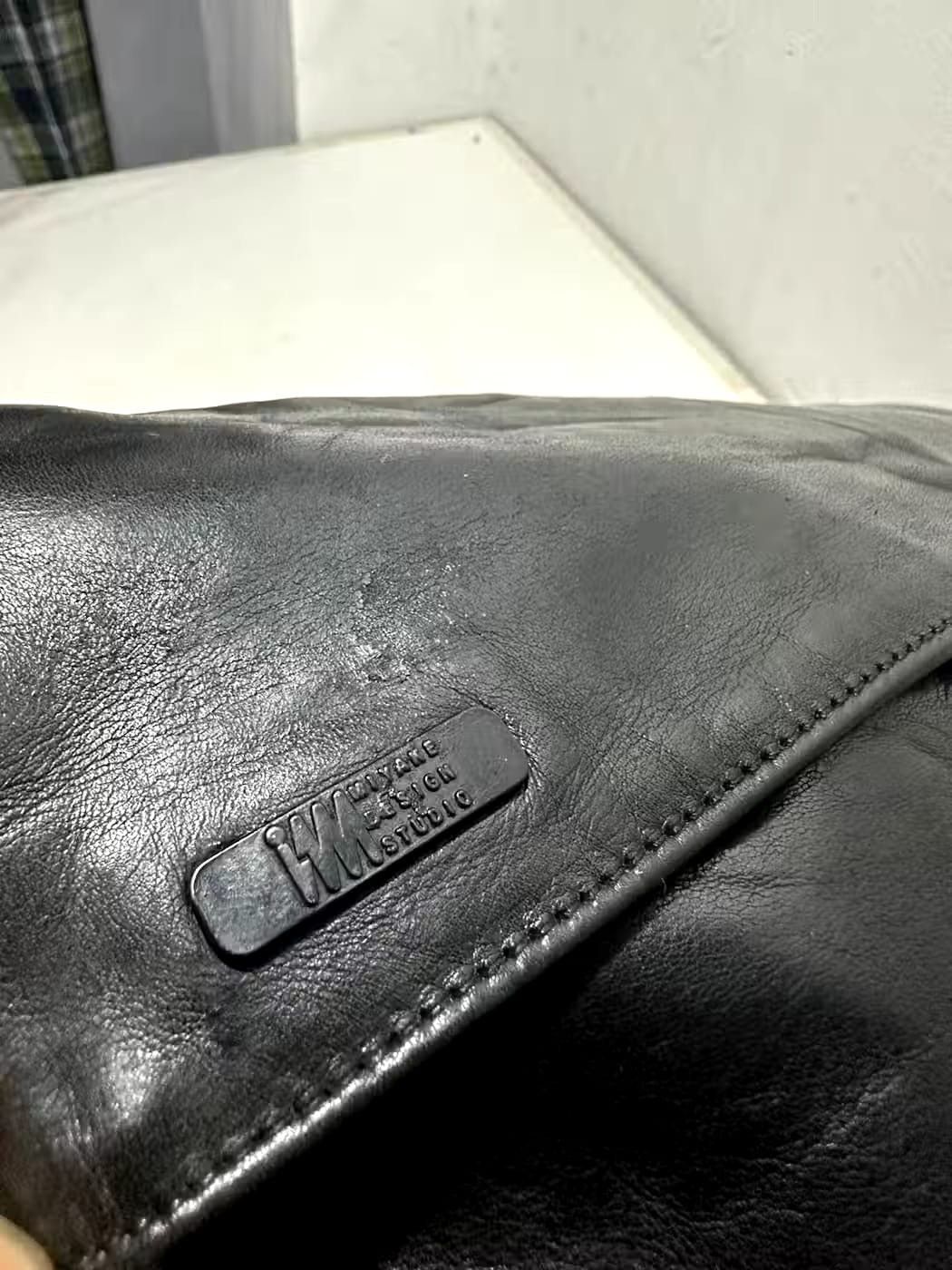 Issey Miyake Rare!!! Issey Miyake Design Studio Leather Clutch bag Size ONE SIZE - 2 Thumbnail