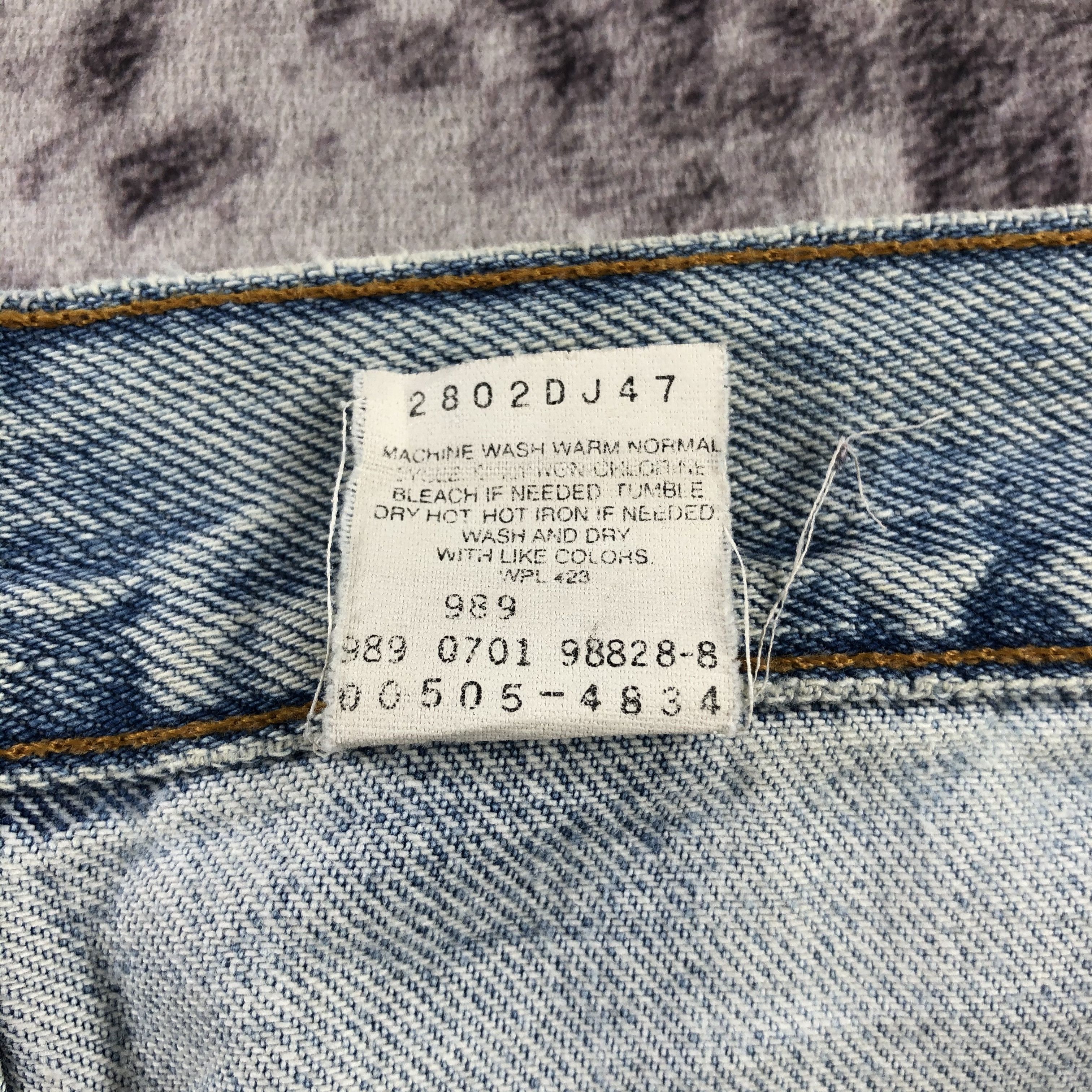 Levi's × Vintage Vintage 90s Light Wash Levis 505 Jeans-JM2840 Size US 33 - 16 Thumbnail