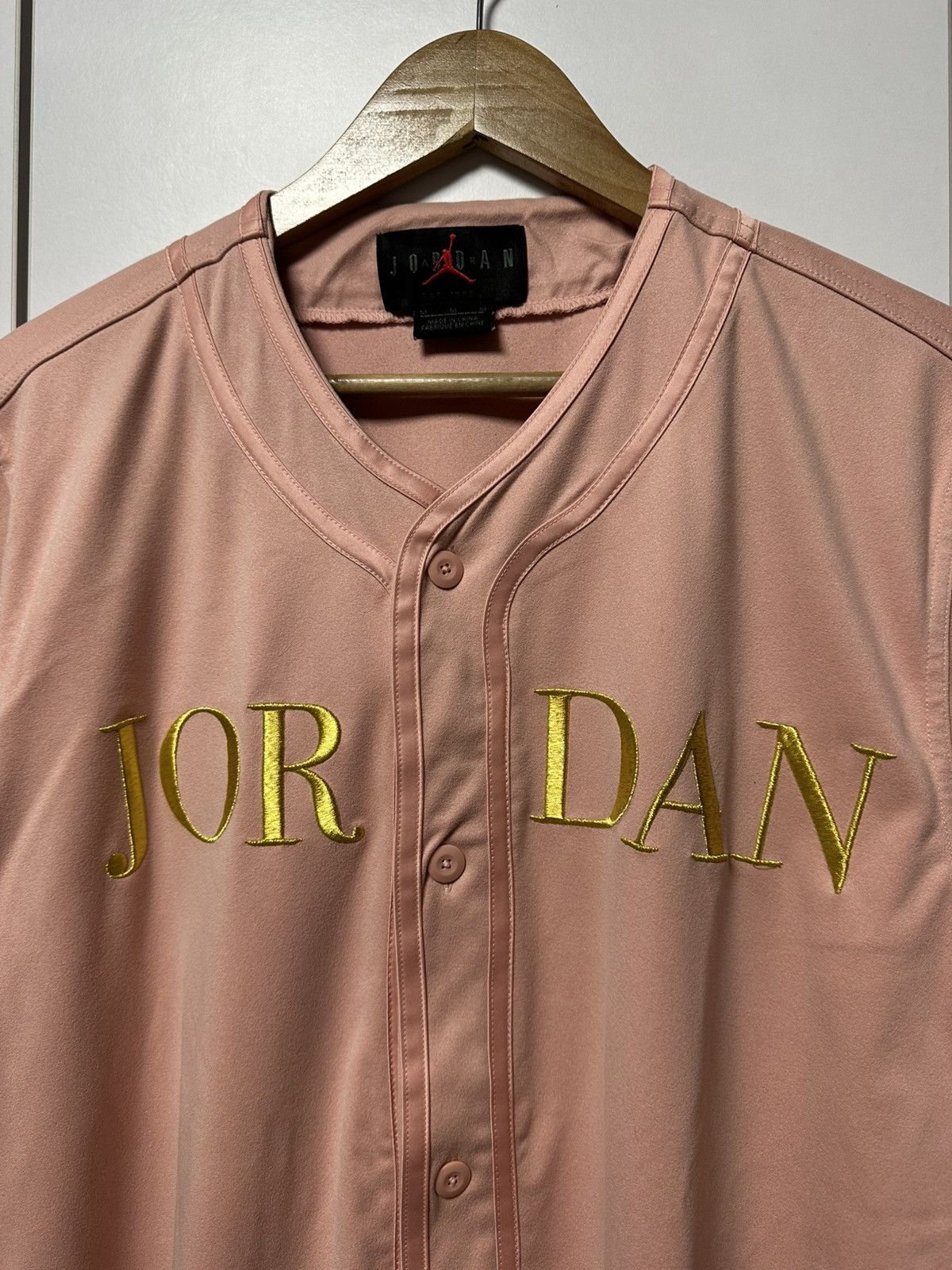 Jordan Brand Jordan Pink Rare Shirt Nike Size US M / EU 48-50 / 2 - 2 Thumbnail