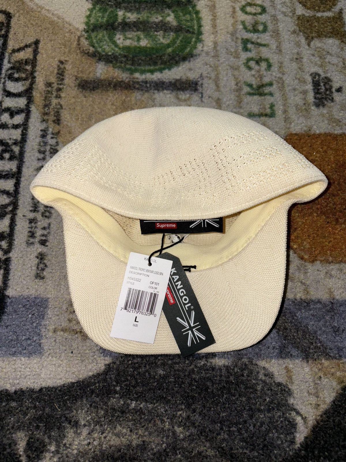 Kangol × Supreme Supreme Kangol Ventair Logo Spacecap (LARGE) Size ONE SIZE - 3 Thumbnail