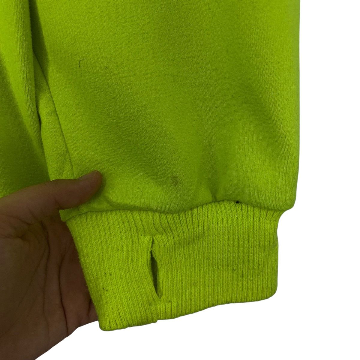 Vintage Vintage Nike Hoodie Sweater Big Logo Printed Neon Size L Size US L / EU 52-54 / 3 - 5 Thumbnail