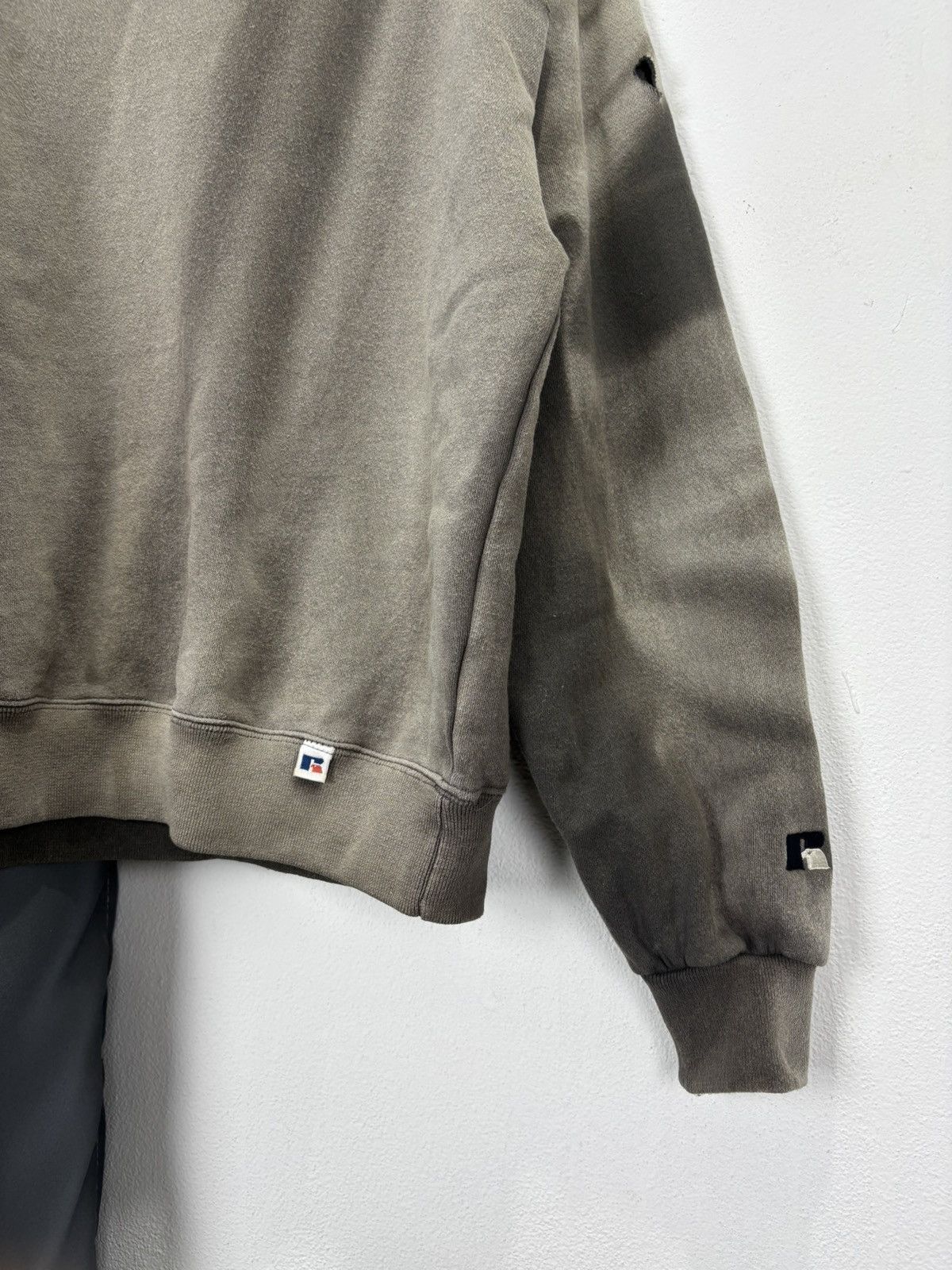 Russell Athletic × Vintage 💥 Faded 💥 Russell Athletic sweater Size US M / EU 48-50 / 2 - 5 Thumbnail
