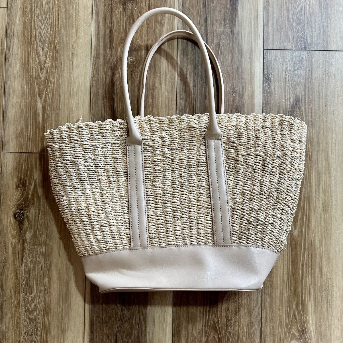 Vineyard Vines Vineyard Vines Leather Detailed Woven Straw Tote Bag Size ONE SIZE - 2 Thumbnail