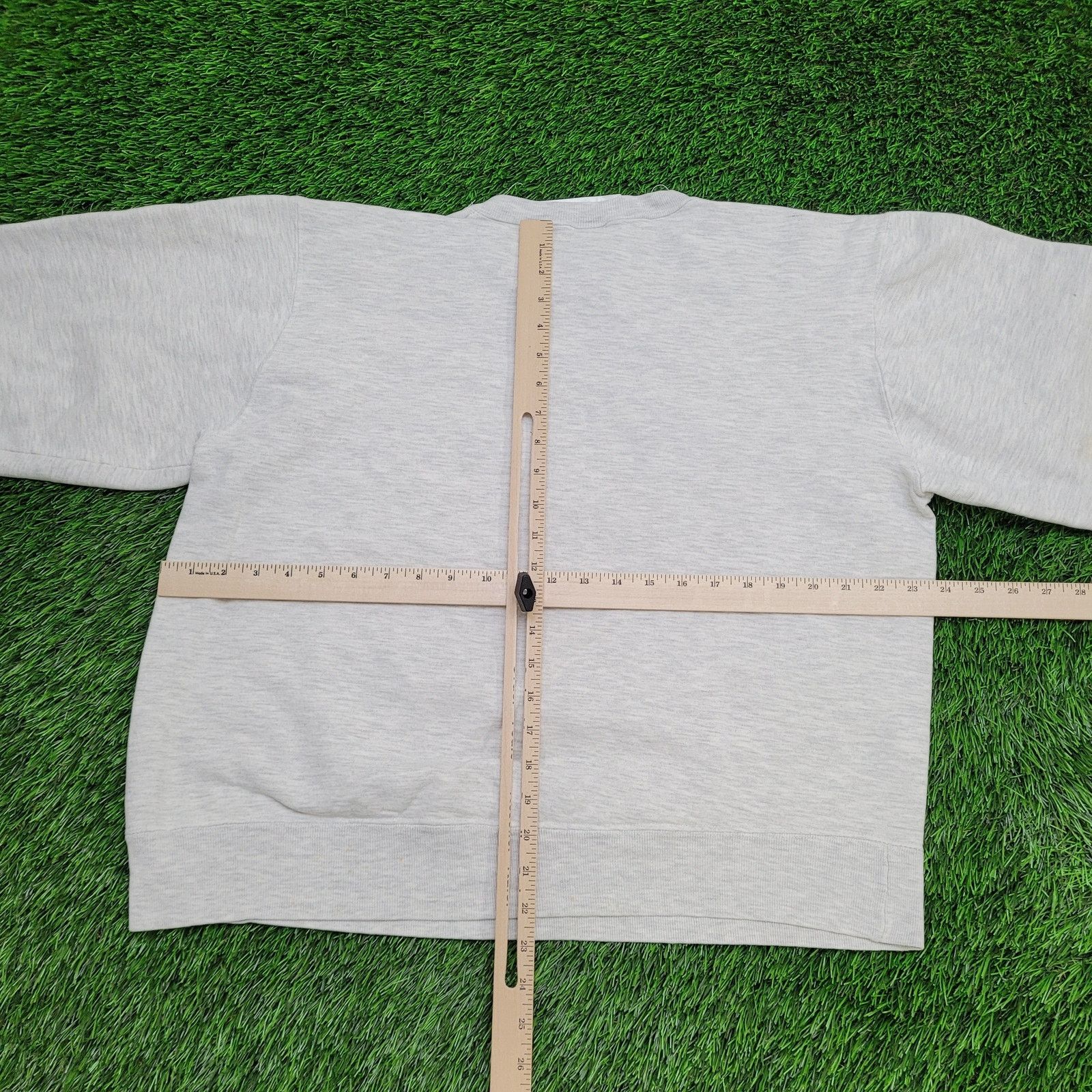 Champion VTG Y2K Champion Boxy Cropped Sweatshirt XL Script Spellout Size XL / US 12-14 / IT 48-50 - 10 Thumbnail