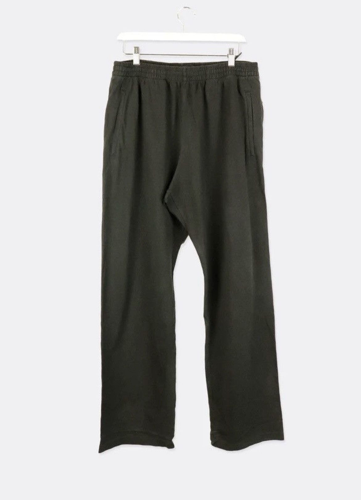 Balenciaga × Gap × Kanye West Yeezy Gap Balenciaga Sweatpants Size US 34 / EU 50 - 2 Thumbnail