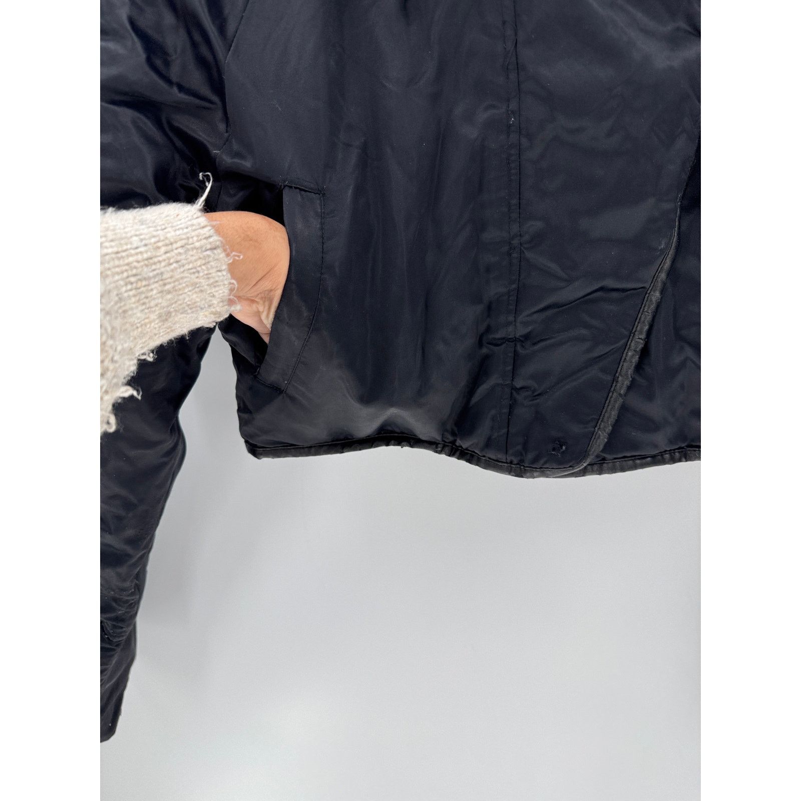 G-Unit G Unit black cropped down jacket rabbit fur size M Y2K bling Size M / US 6-8 / IT 42-44 - 6 Thumbnail