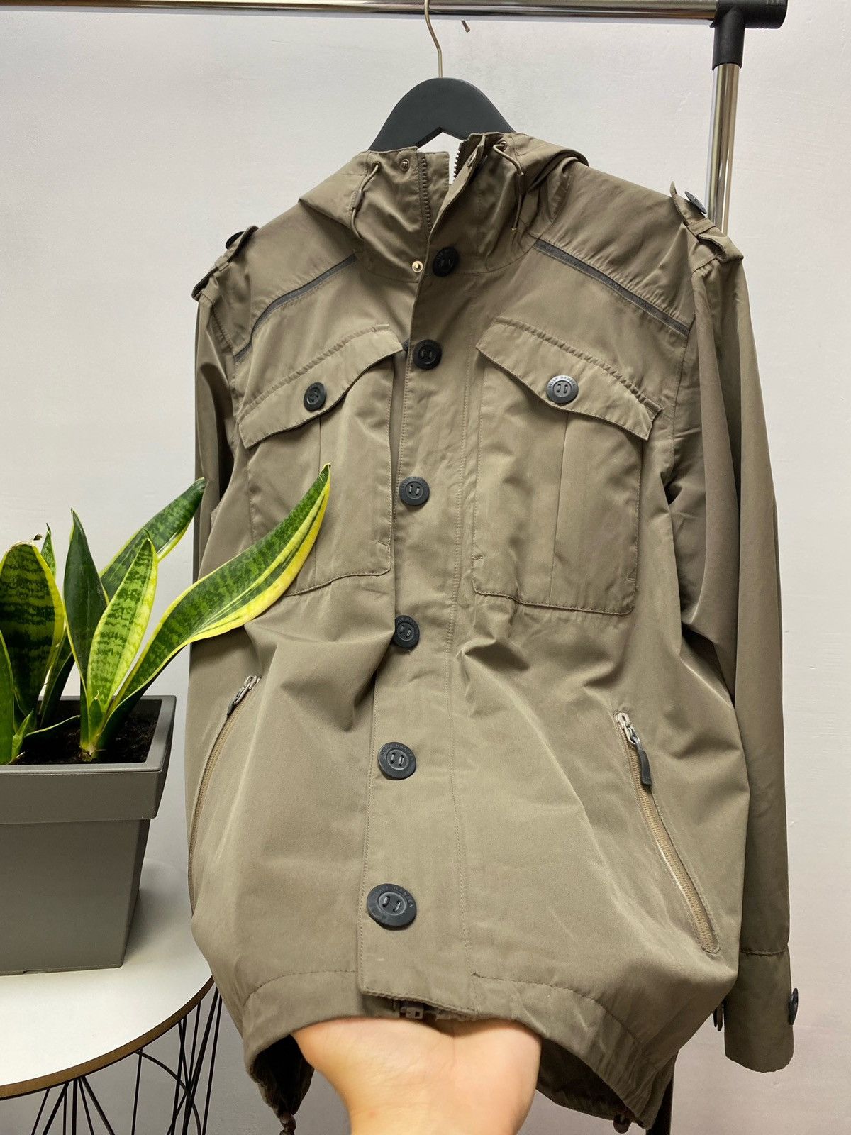 Other Helly Hansen Outdoor Gorpcore Jacket Men’s Beige L Size US L / EU 52-54 / 3 - 6 Thumbnail