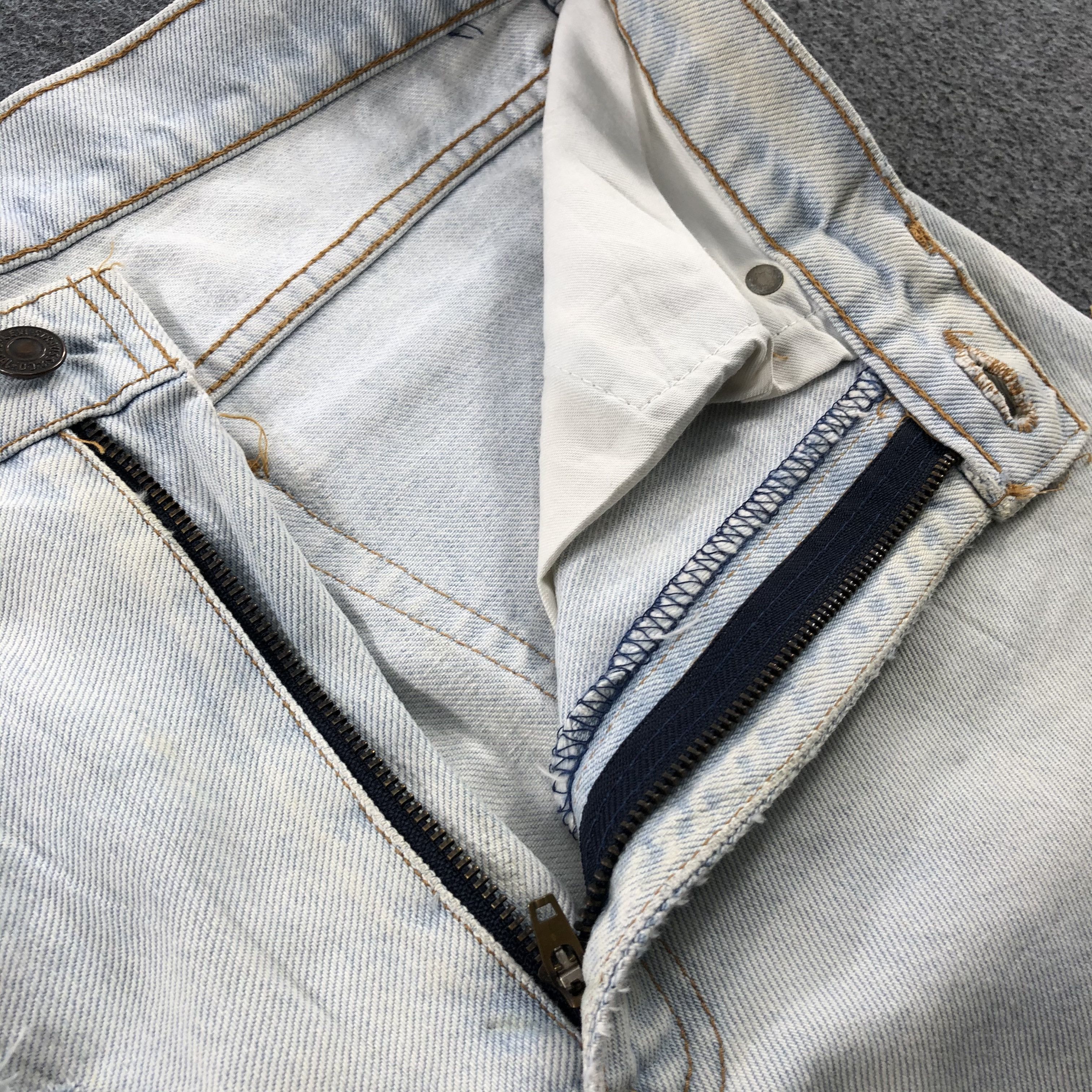Levi's × Vintage 90s Vintage Light Wash Levis 518 Jeans-JM1922 Size US 32 / EU 48 - 6 Thumbnail