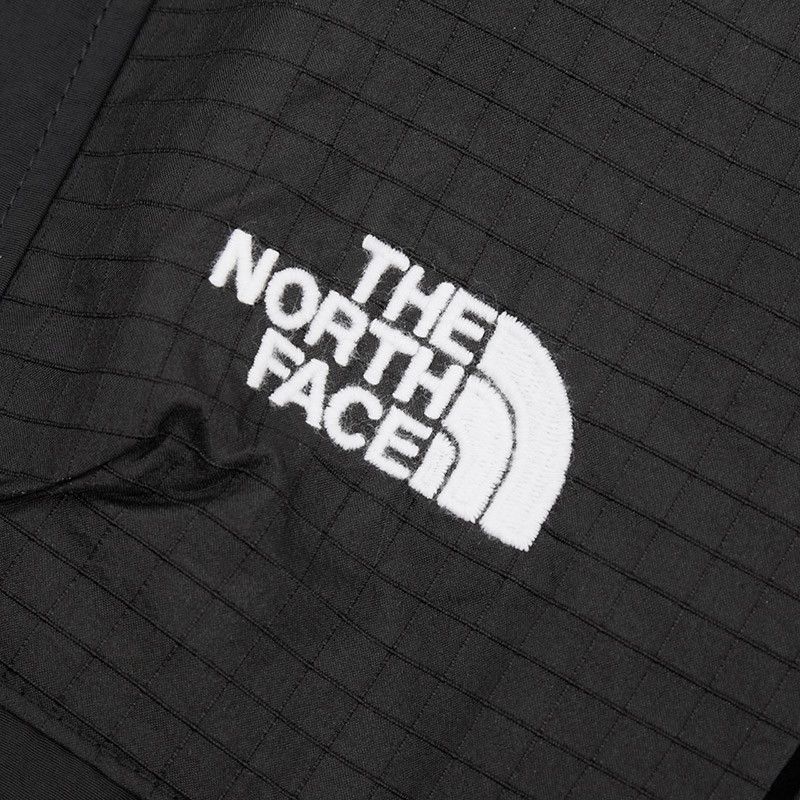 The North Face Urban Exploration FABRIC MIX POCKET UNISEX SHORTS Size US 32 / EU 48 - 13 Thumbnail